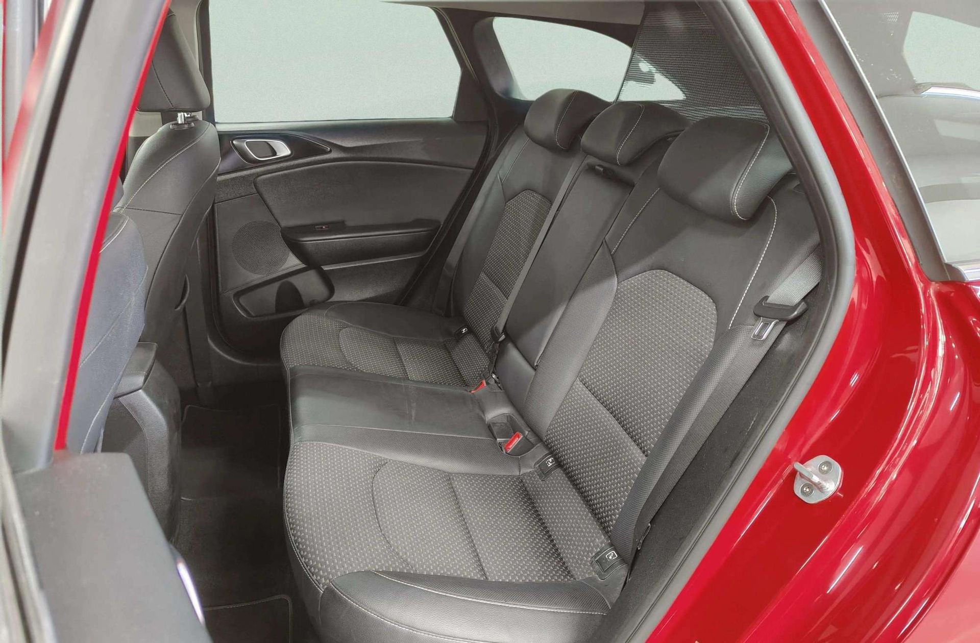 Kia Ceed 1.0 T-GDi Tech - foto 13