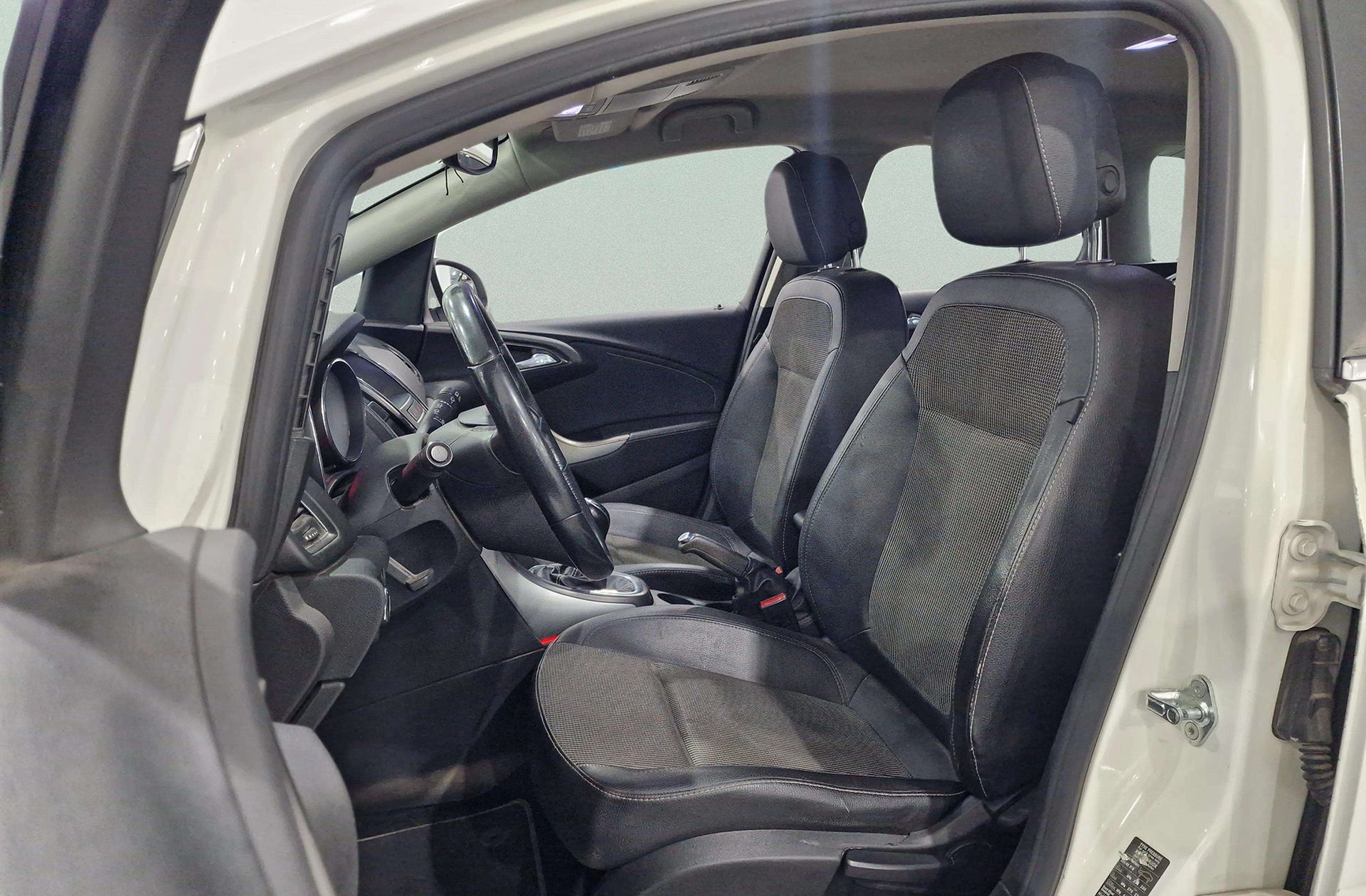 Opel Astra Sports Tourer 1.7 CDTI Excellence - foto 11