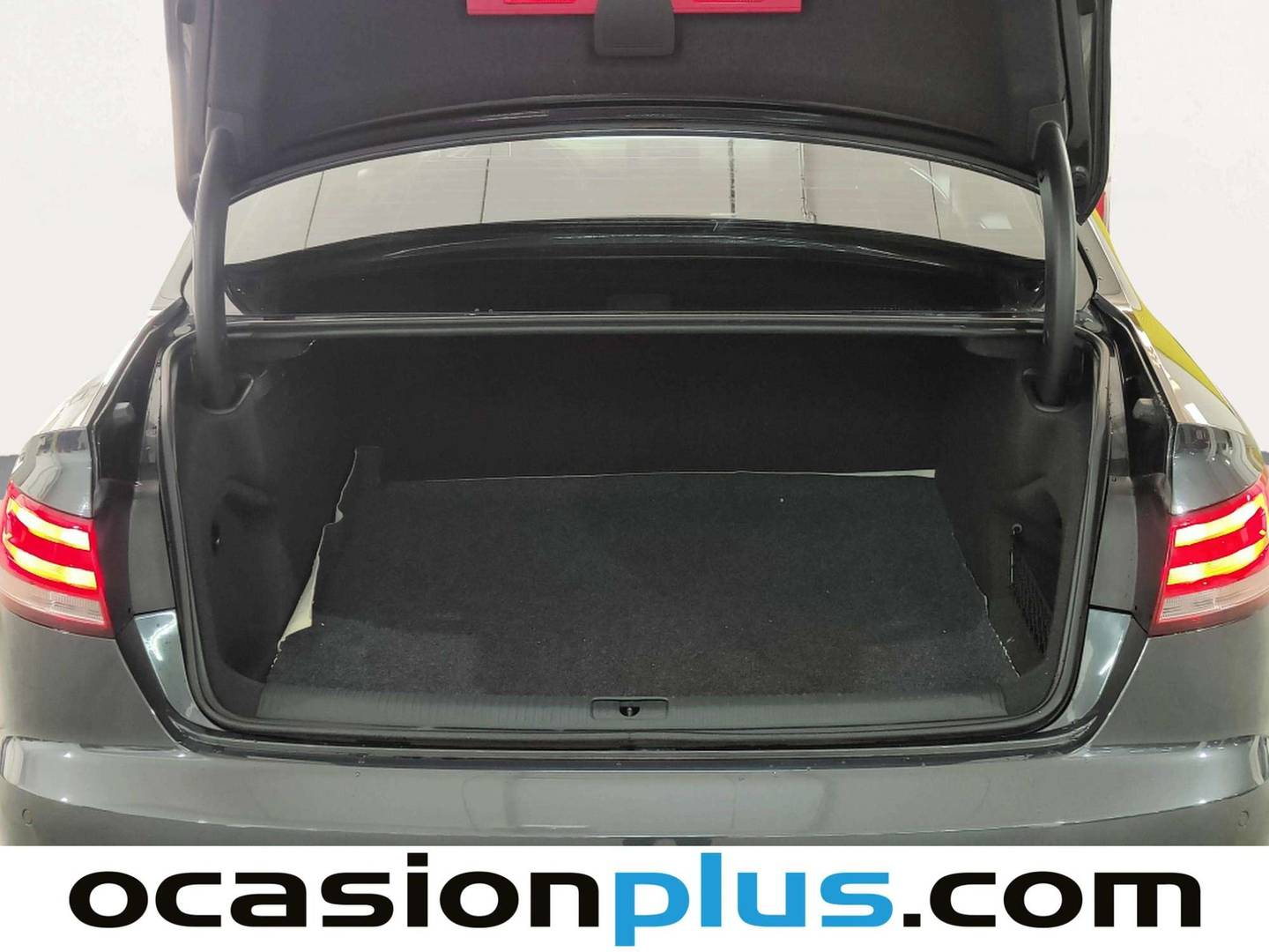Fotos maletero Audi A4 Audi A4 S line edition 1.4 TFSI (150 CV)