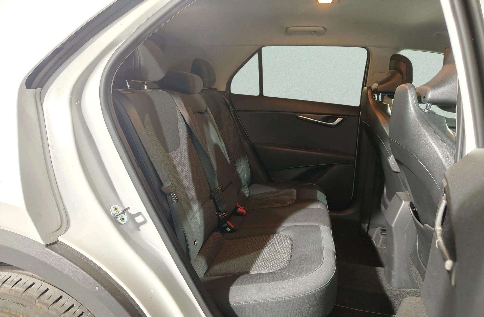 Kia Niro 1.6 GDi HEV Concept - foto 16