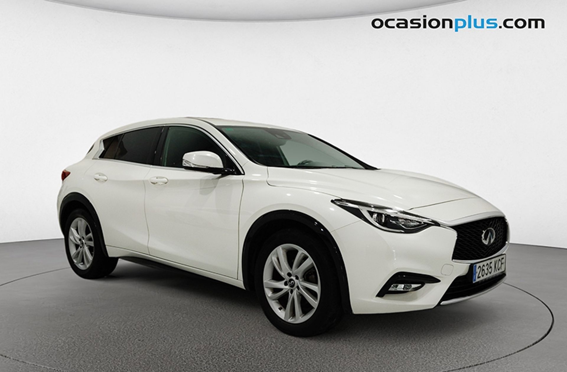 Infiniti Q30 1.6T Premium - foto 2