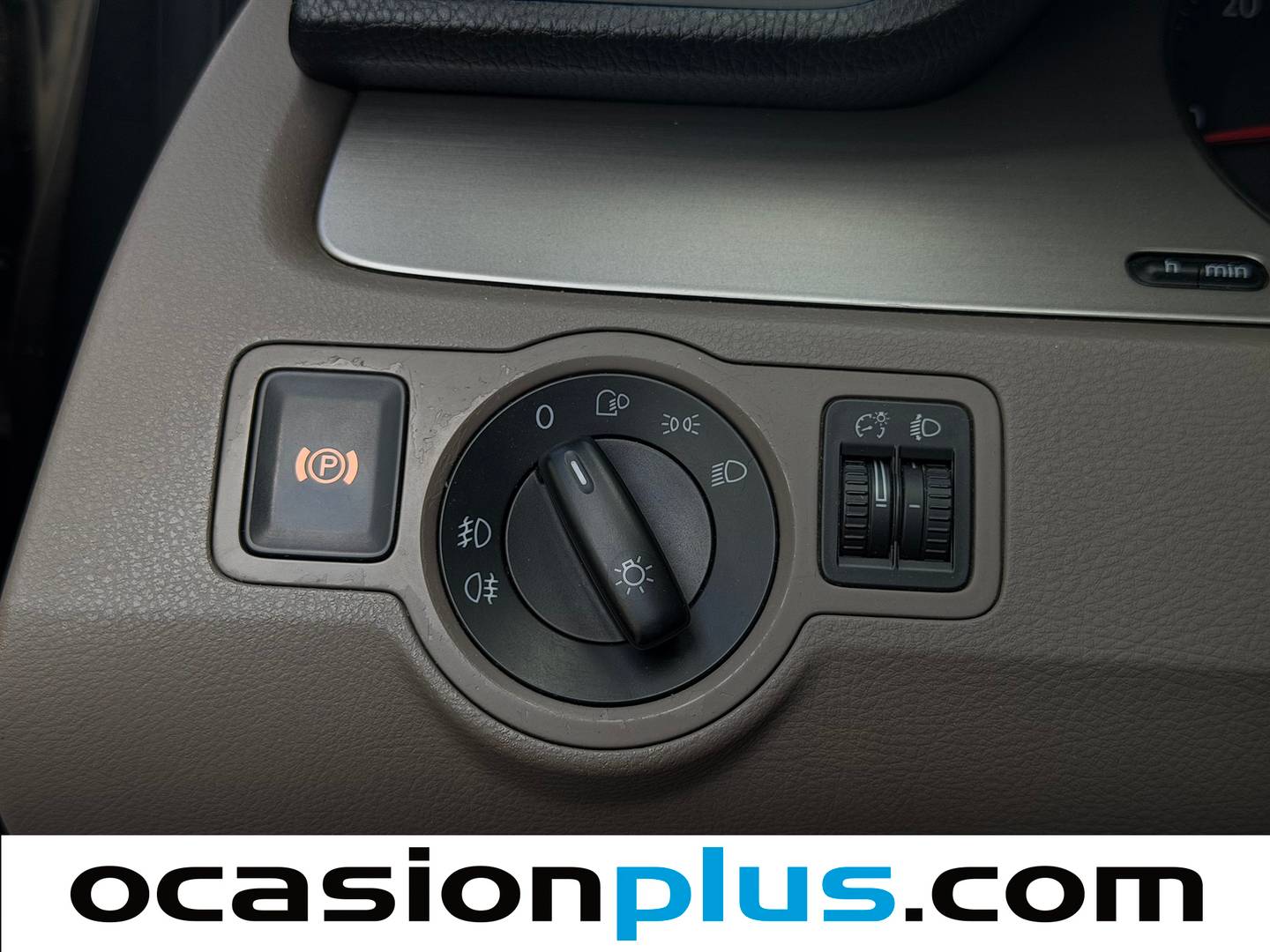 Equipamiento del Volkswagen Passat Volkswagen Passat Advance 1.9 TDI (105 CV)