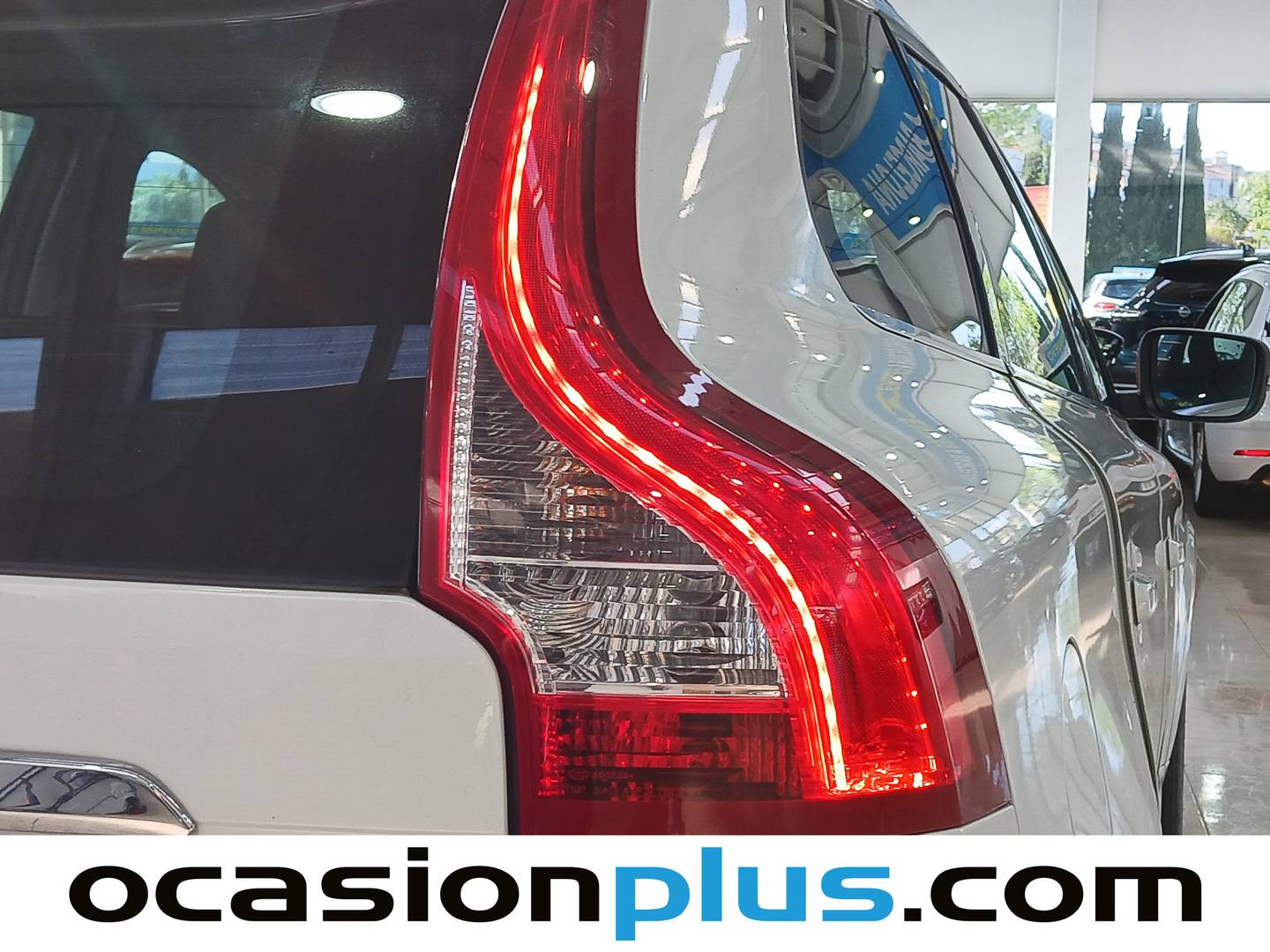 Extras y acabados del Volvo XC60 Volvo XC60 D3 Momentum (136 CV)