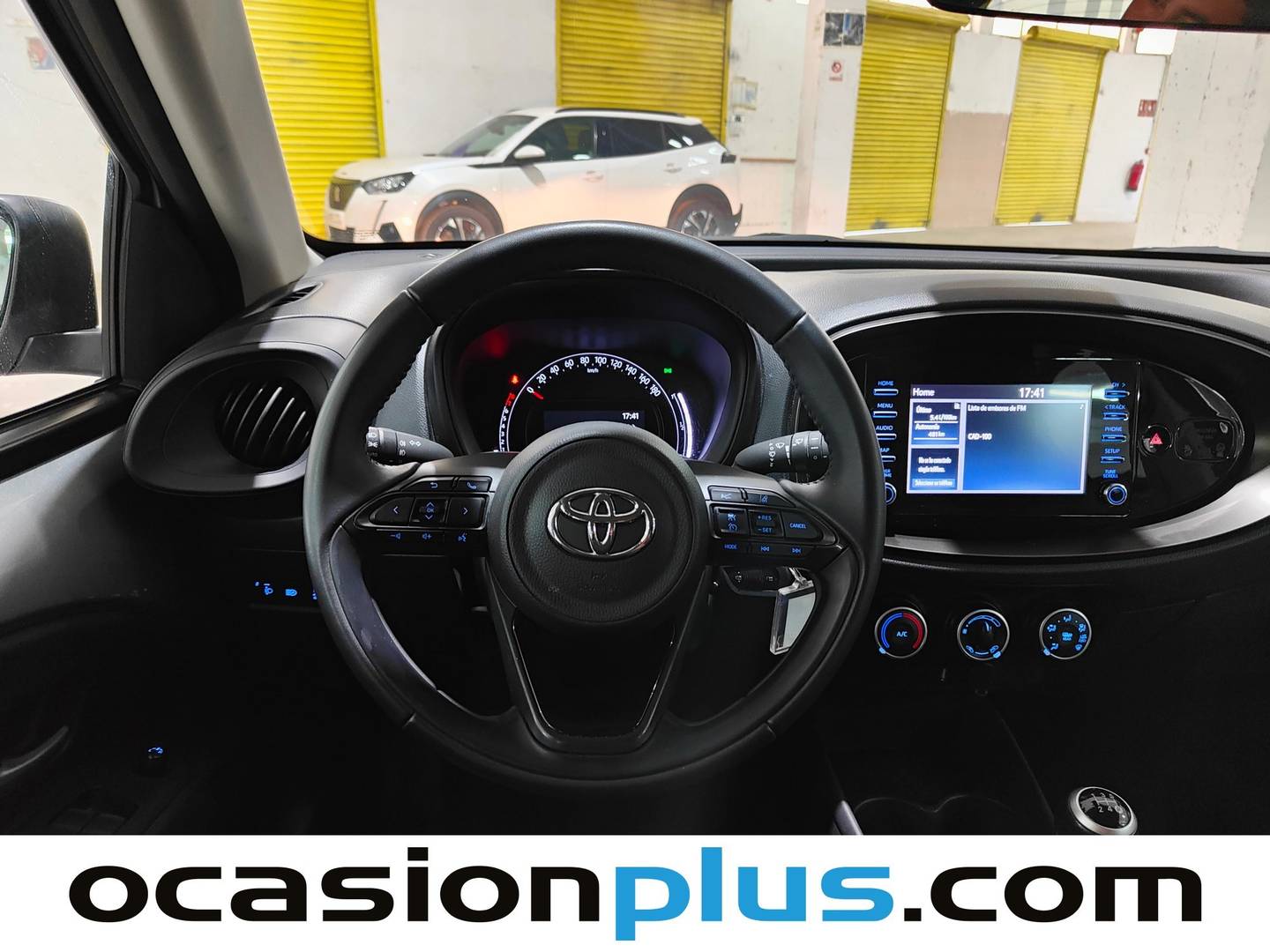 Foto Toyota Aygo X Cross Toyota Aygo X Cross 1.0 VVT-I Play (72 CV)