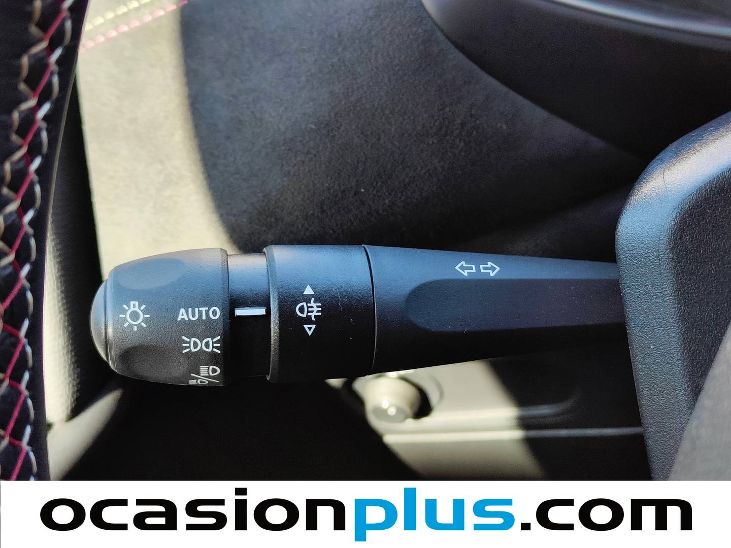 Foto DS DS 7 Crossback DS DS7 Crossback PureTech 180 Performance Line+ Auto (180 CV)