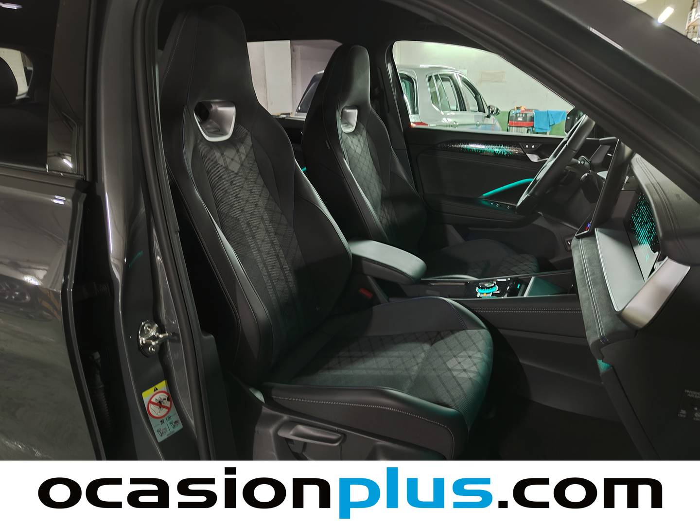 Fotos maletero Volkswagen Tayron Volkswagen Tayron R-Line 1.5 eTSI  (150 CV) DSG