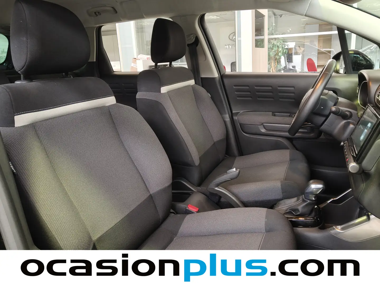 Foto Citroën C3 Aircross Citroen C3 Aircross PureTech 130 Shine Pack EAT6  (131 CV)