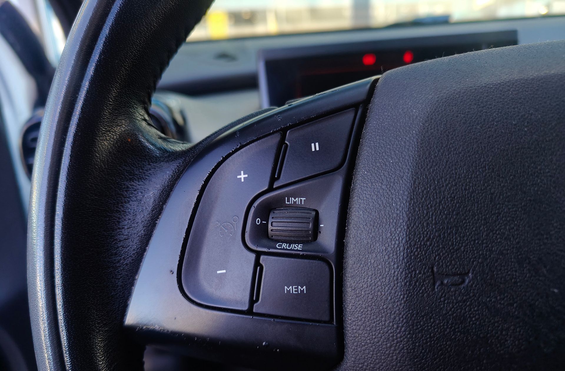 Citroën C4 Cactus PureTech 82 Feel Edition - foto 22