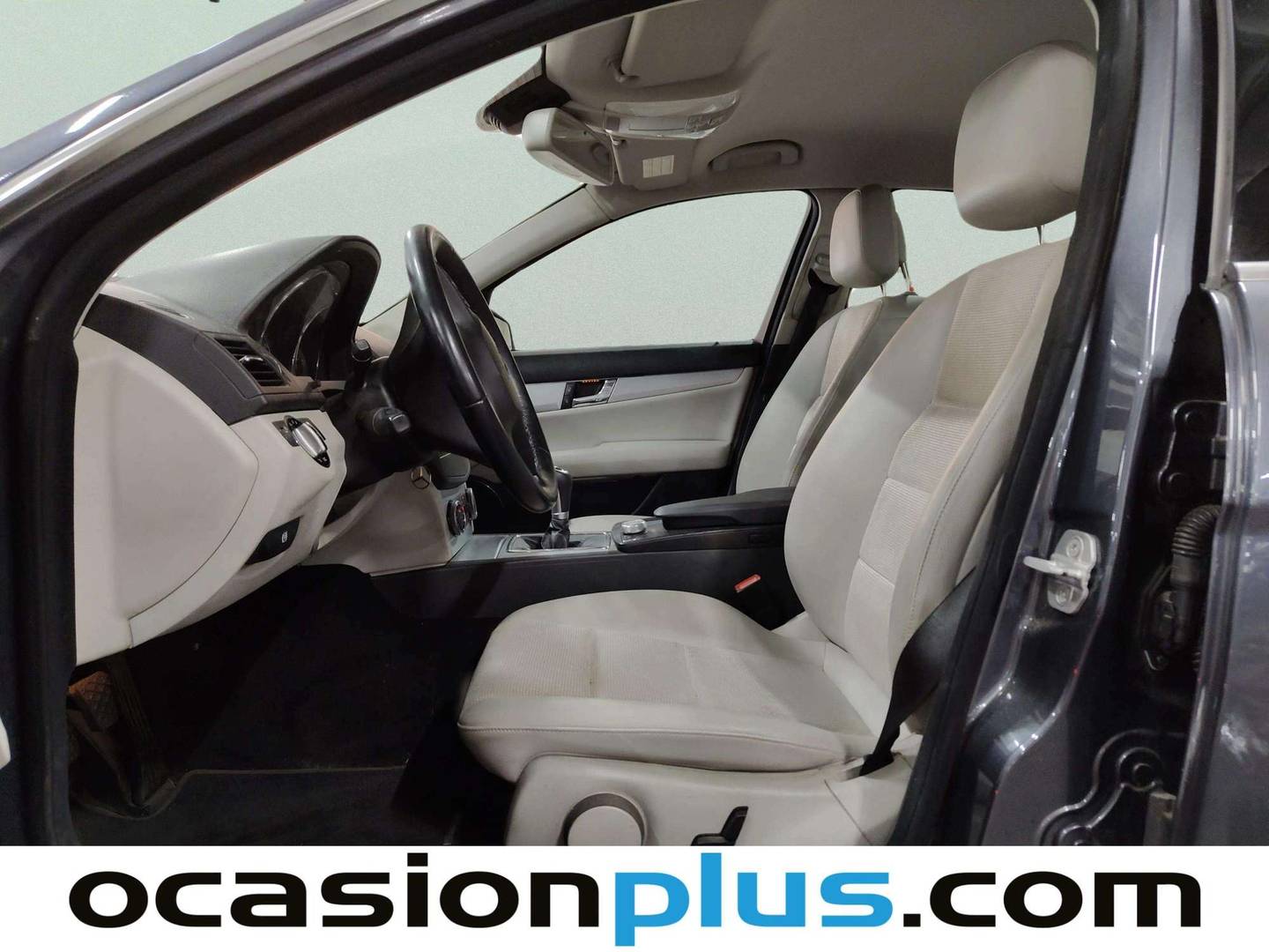 Foto asientos delanteros Mercedes Clase C Mercedes Clase C 200 CDI Blue Efficiency Avantgarde (136 CV)
