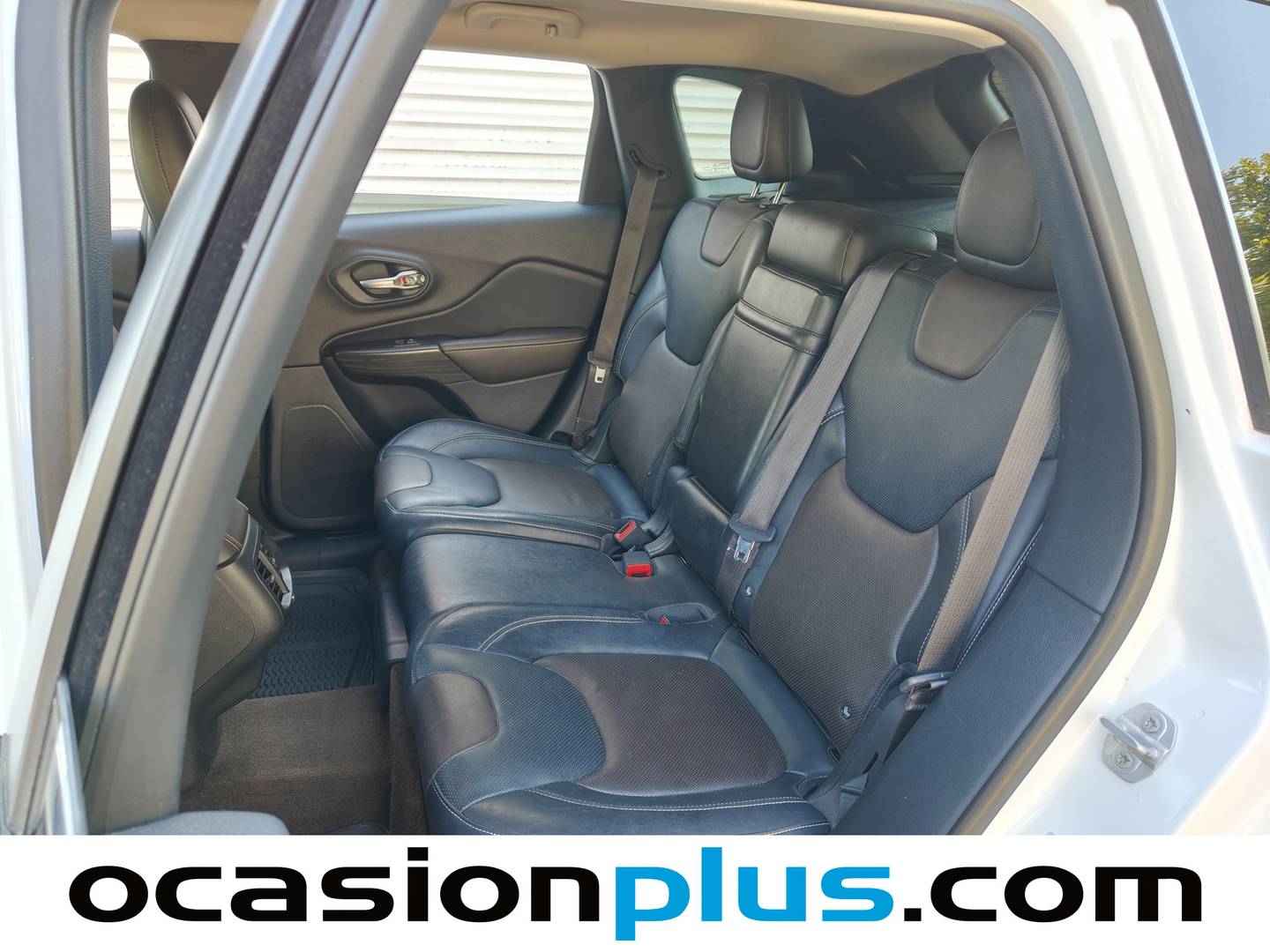 Foto Jeep Cherokee Jeep Cherokee 2.2 CRD Limited 4x4 Auto Act. D.I  (200 CV)