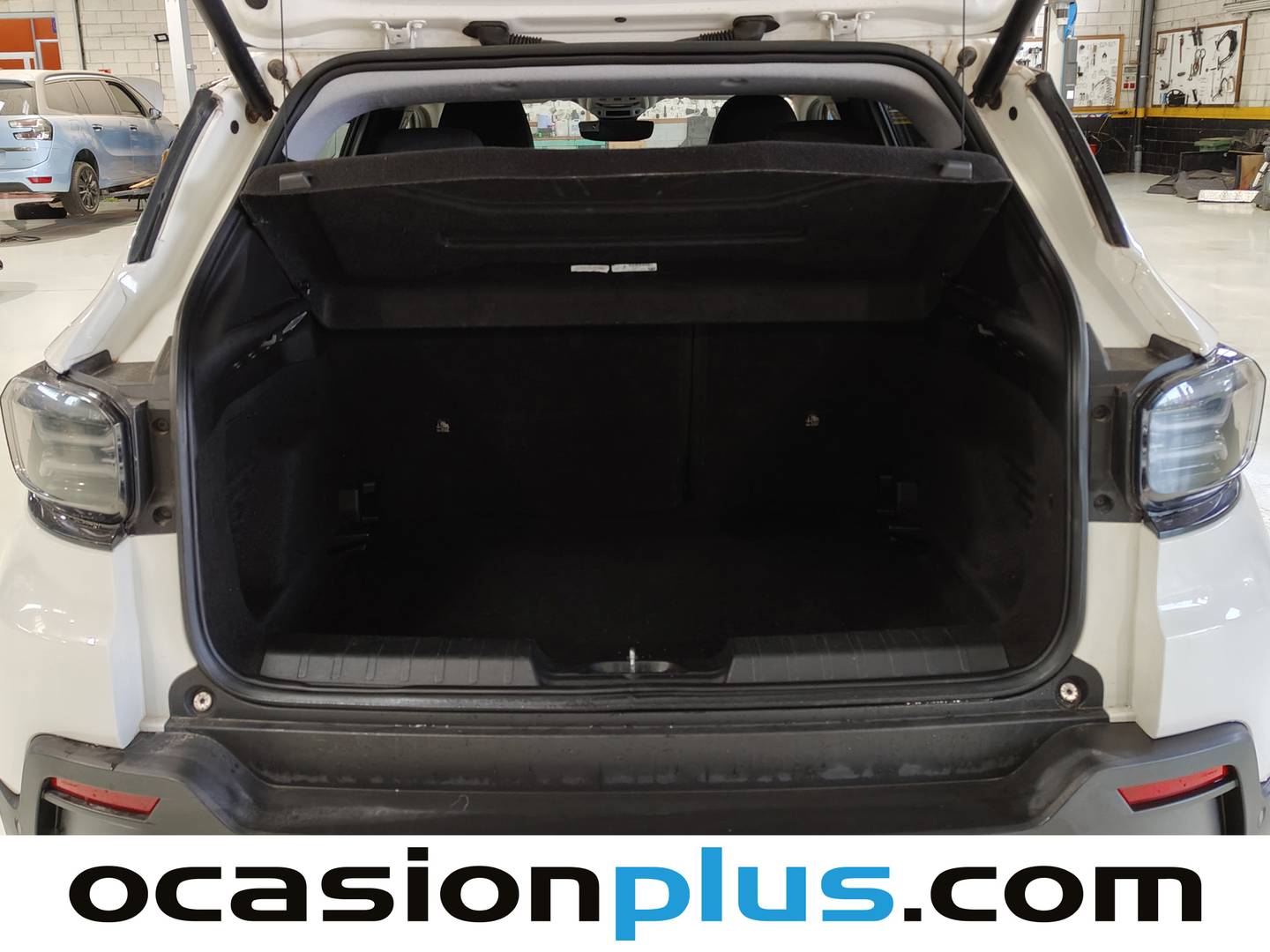 Foto Jeep Avenger Jeep Avenger 1.2 G Summit (100 CV)