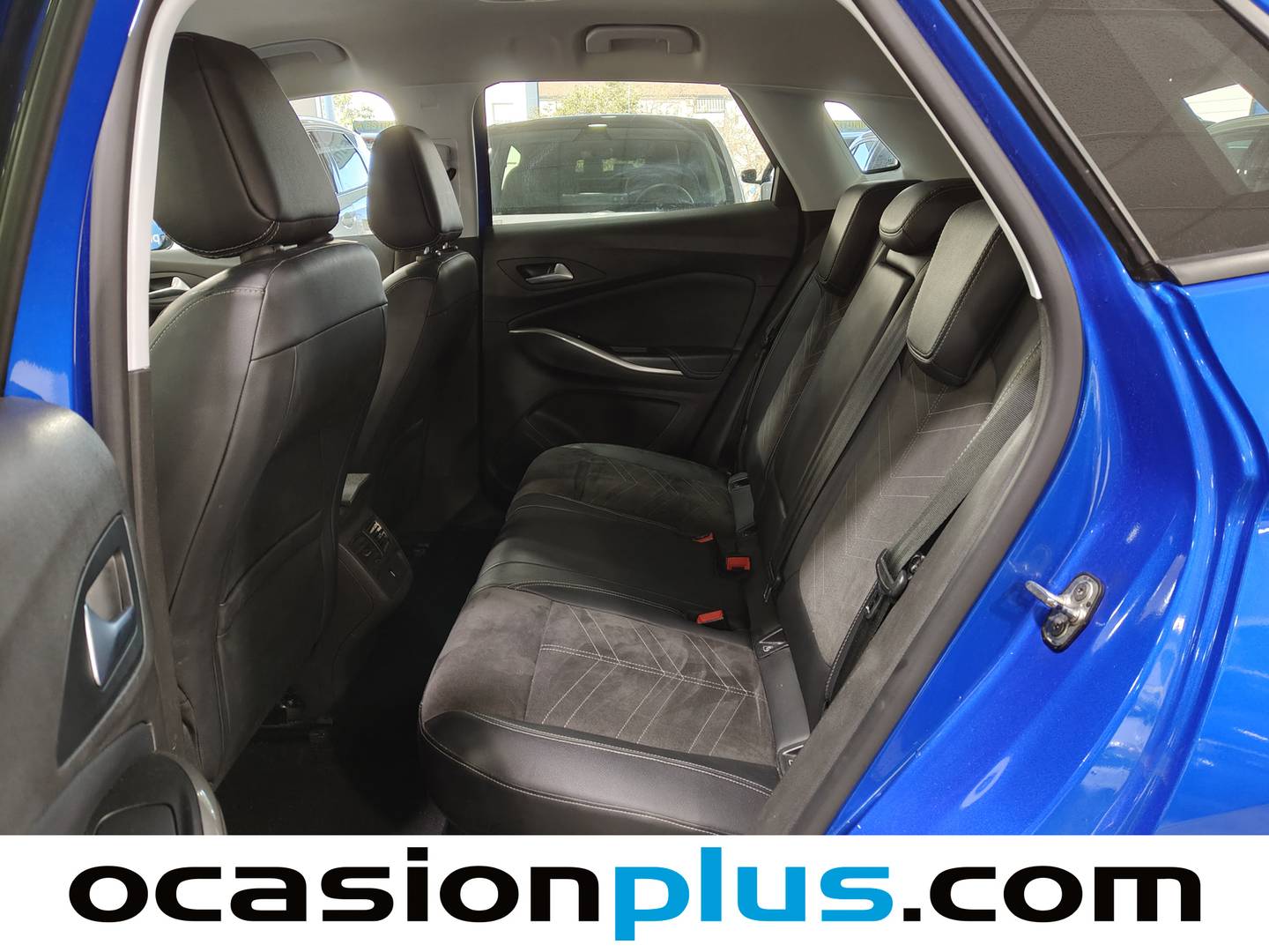 Foto asientos traseros Opel Grandland Opel Grandland 1.2 Turbo GS Line (130 CV)
