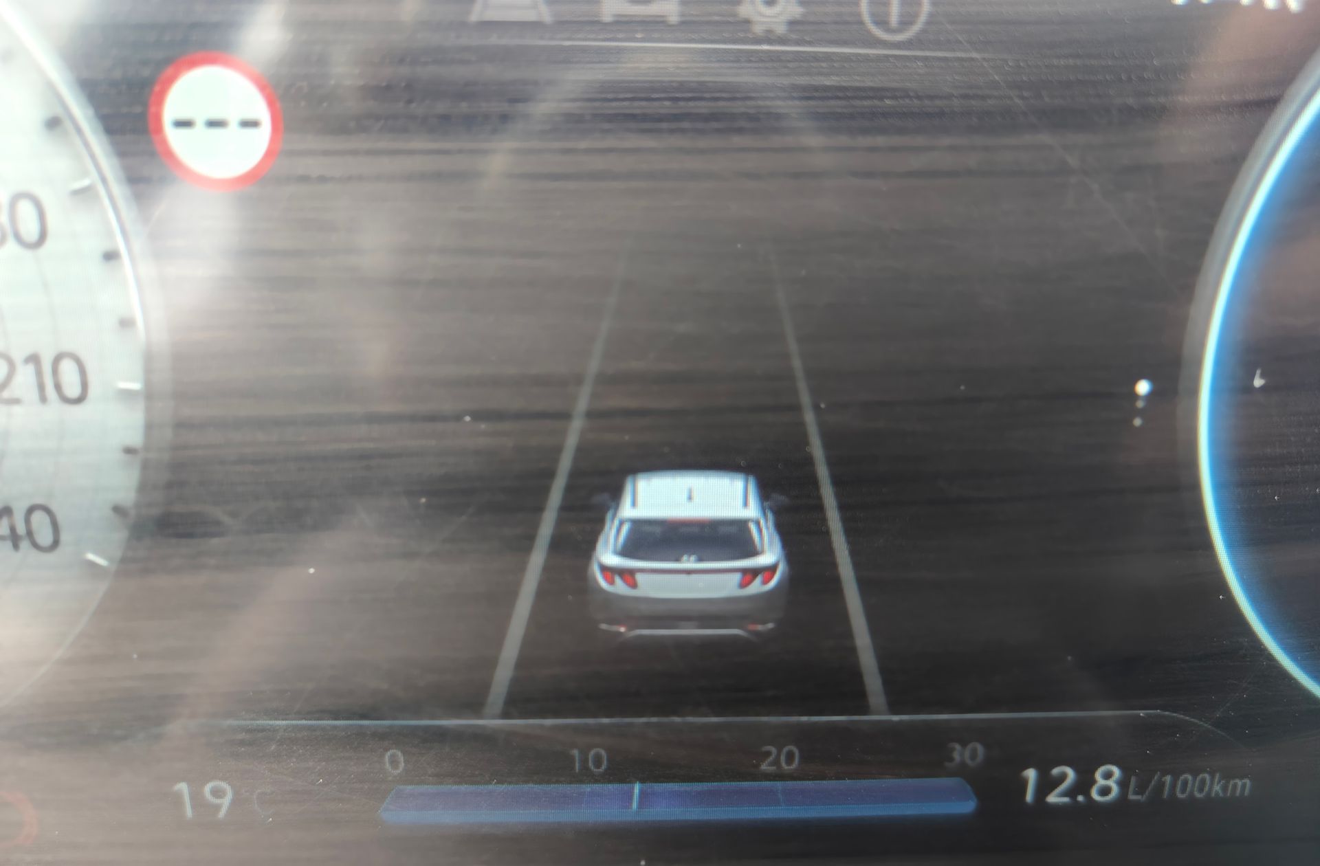 Hyundai Tucson 1.6 CRDi Maxx - foto 13