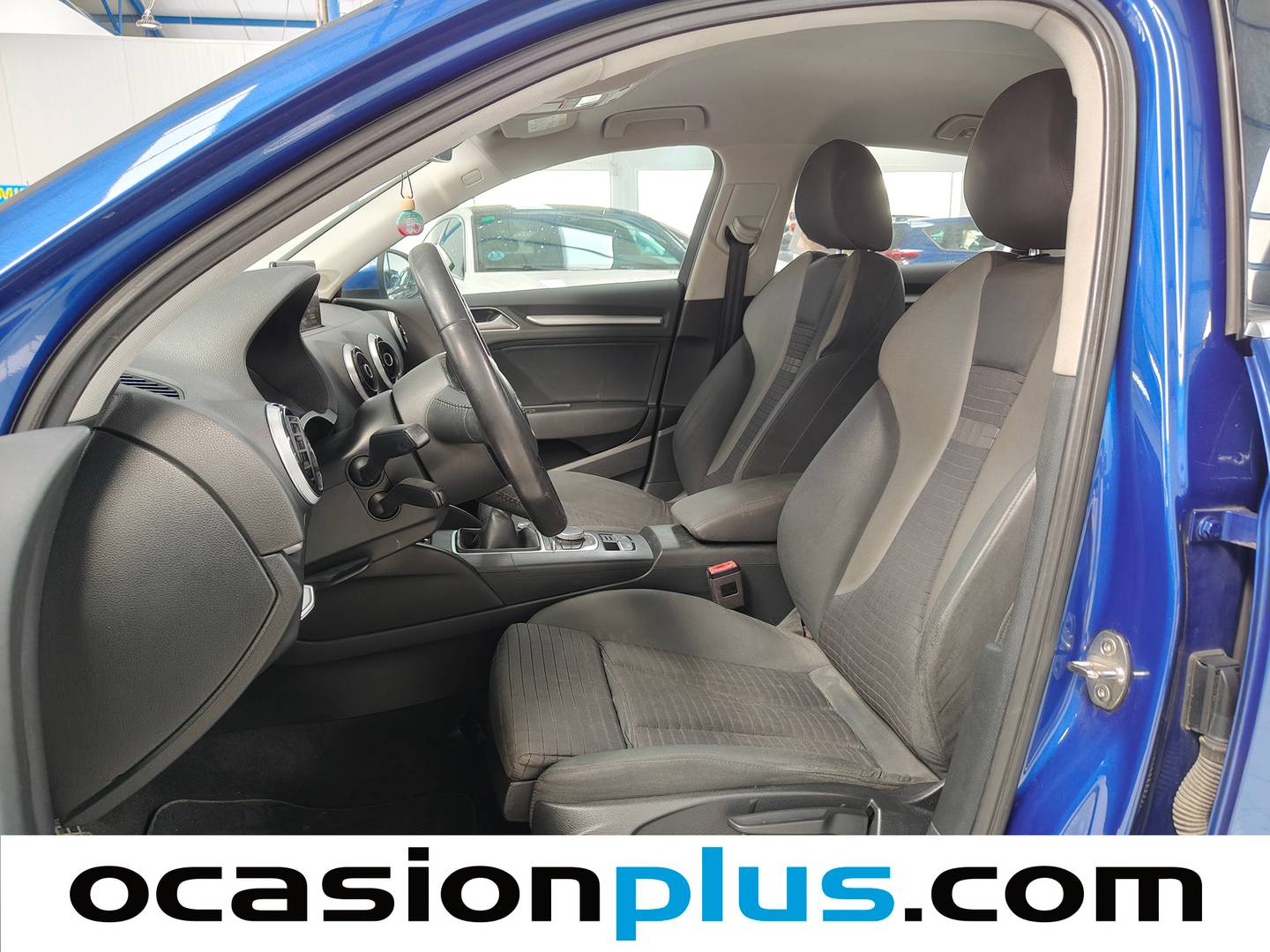 Foto asientos delanteros Audi A3 Sedan Audi A3 Sedan S line edition 1.6 TDI clean diesel (110 CV)