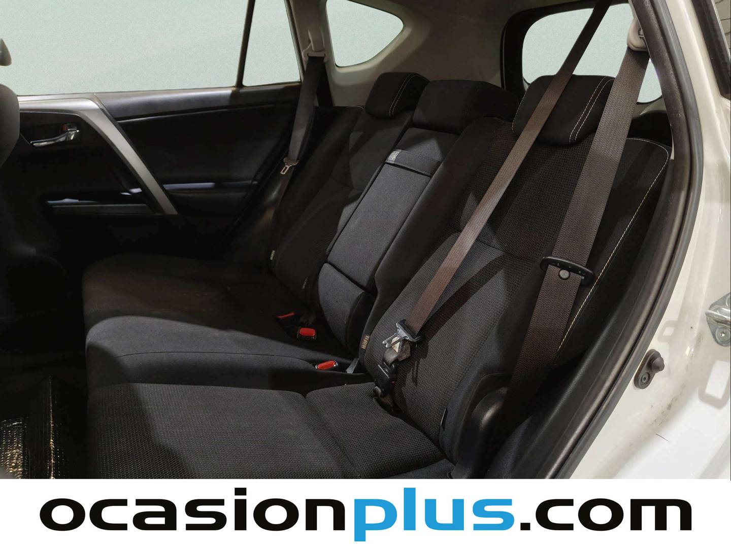 Foto asientos traseros Toyota Rav4 Toyota Rav4 2.5l hybrid Advance 2WD (197 CV)