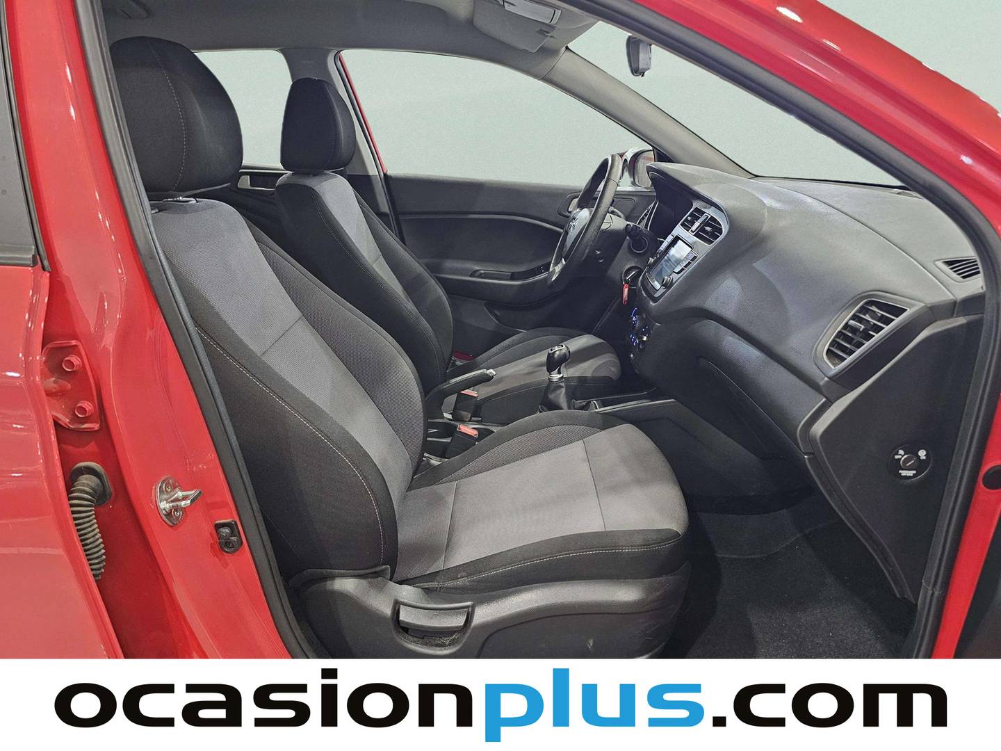 Hyundai i20 Hyundai i20 1.2 MPI Essence LE (75 CV) gasolina