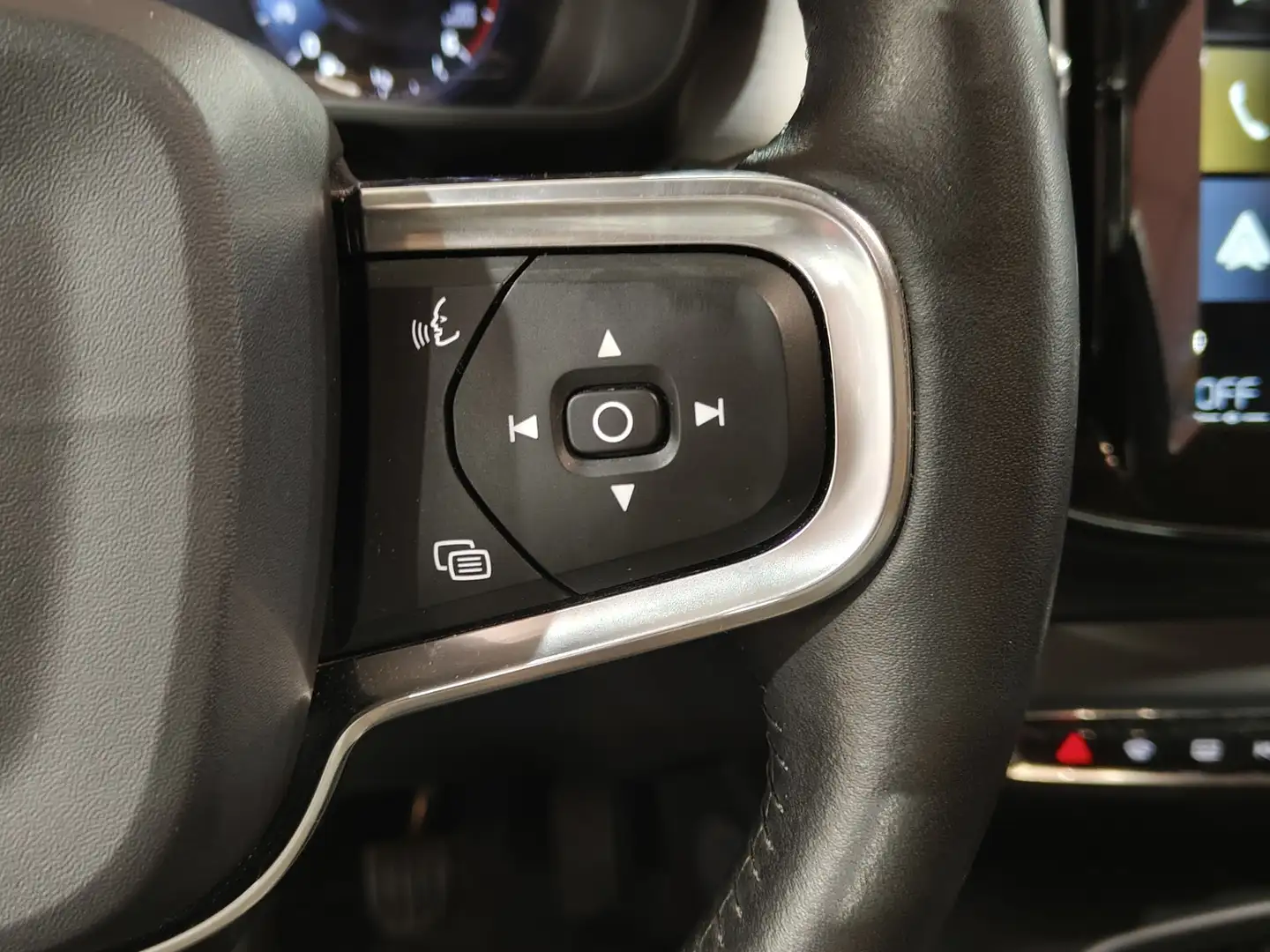 Foto Volvo XC40 Volvo XC40 D3 Business Plus (150 CV)