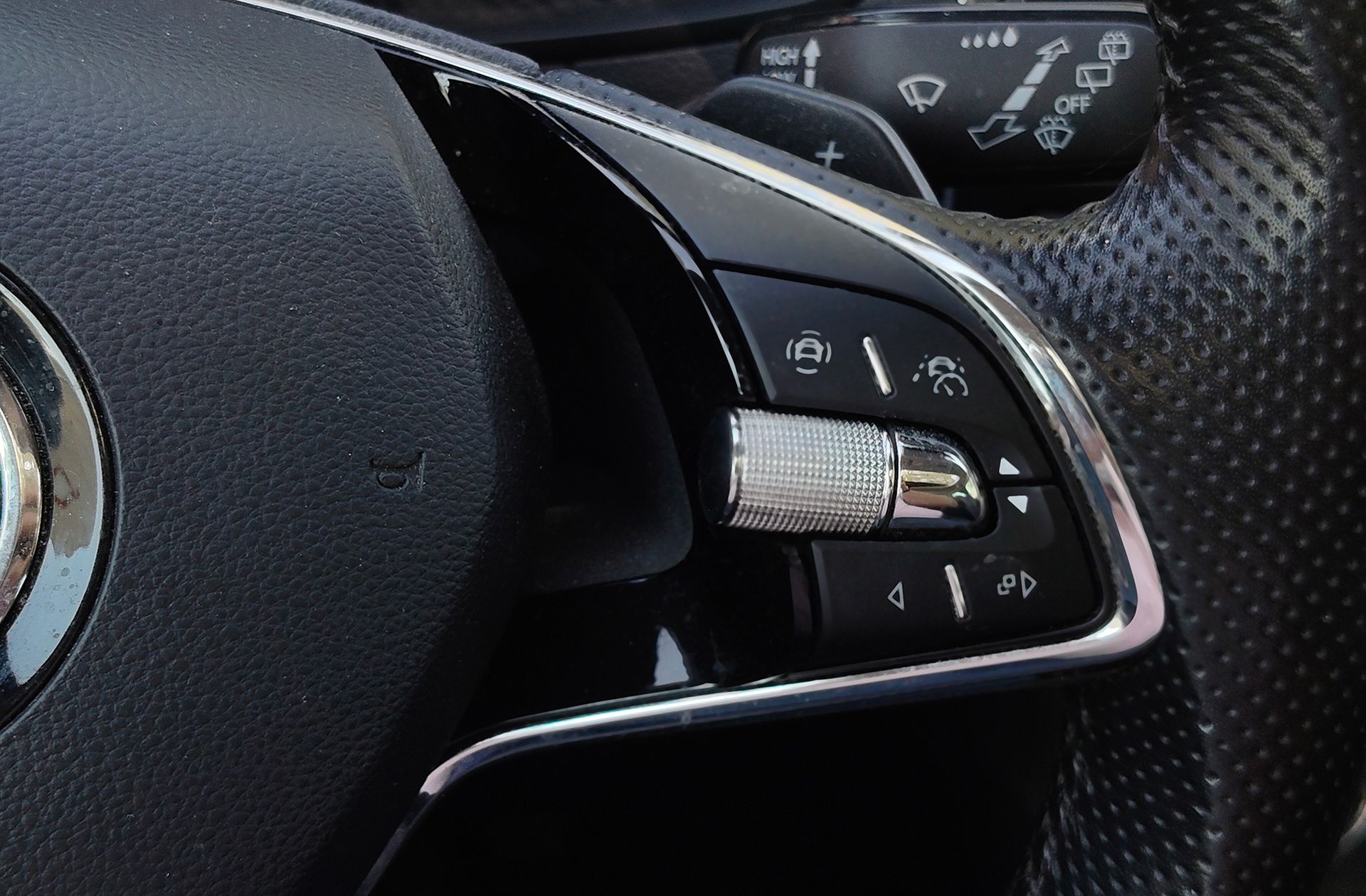 Škoda Karoq 1.5 TSI ACT Style DSG - foto 34