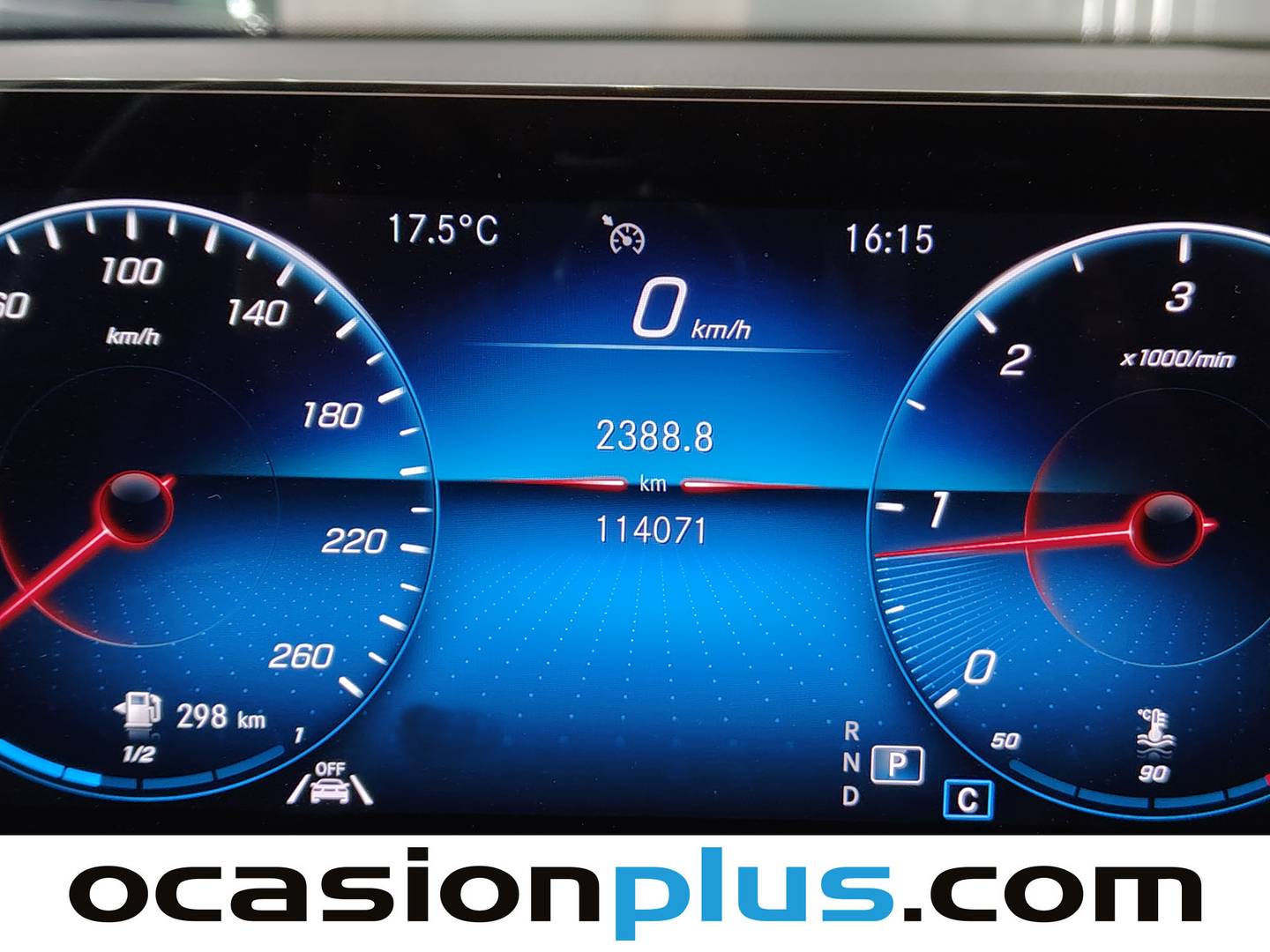 Foto Mercedes GLB Mercedes-Benz GLB 200 d 4Matic (150 CV)