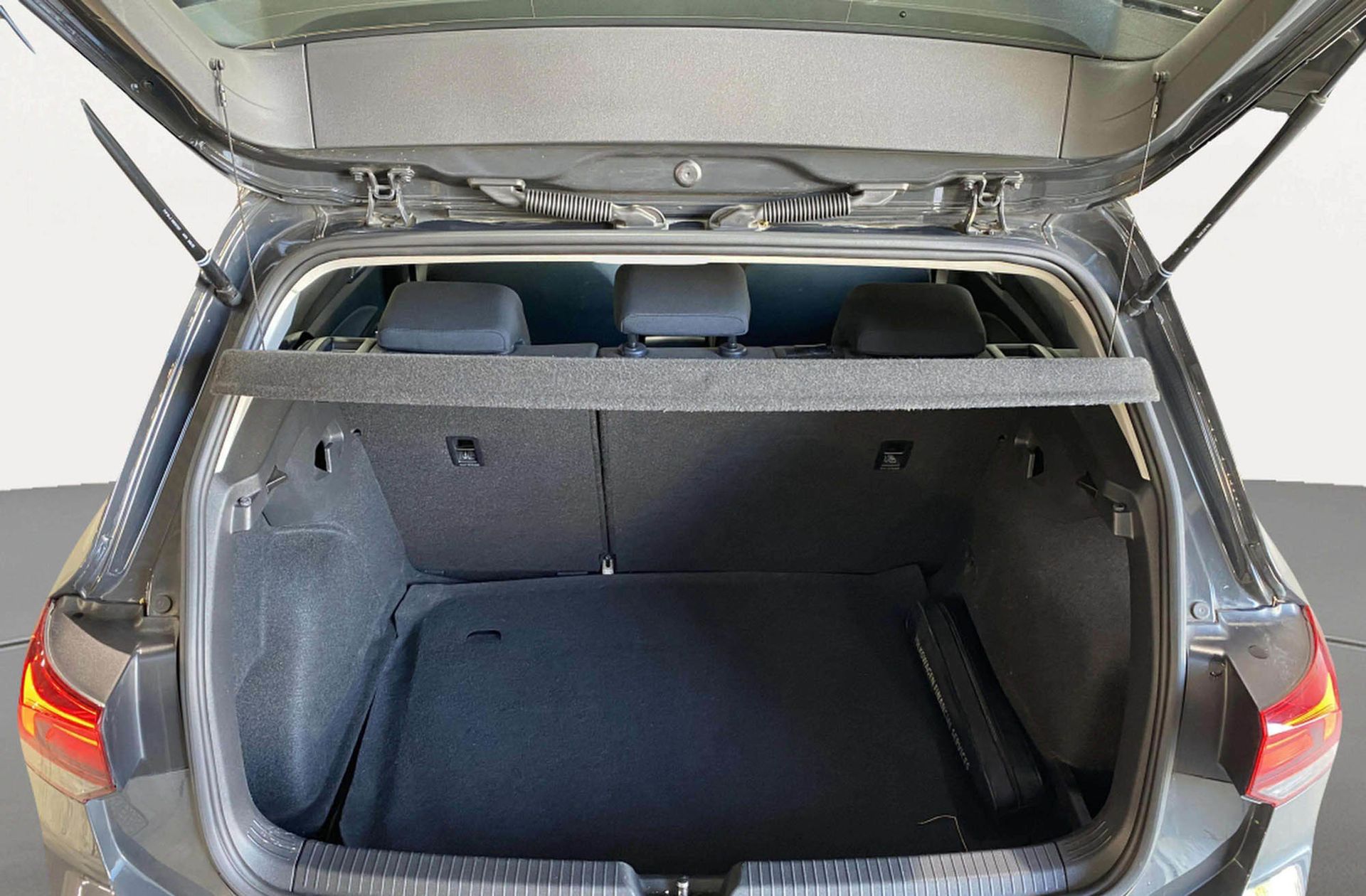 Volkswagen Golf 2.0 TDI - foto 14