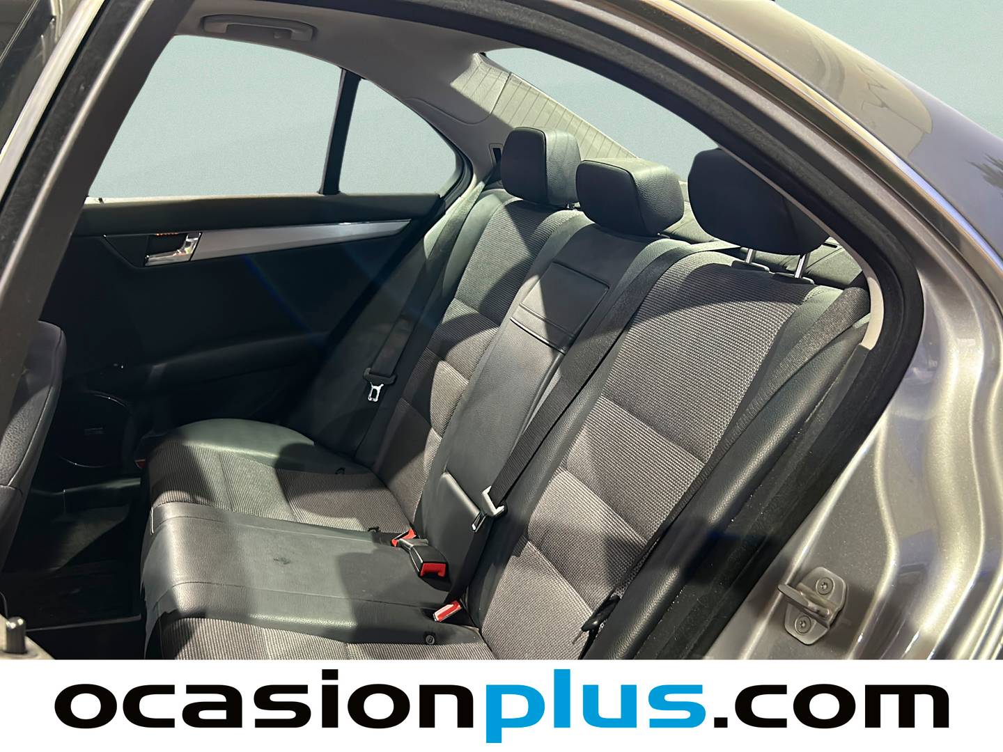 Foto asientos traseros Mercedes Clase C Mercedes Clase C C 220 CDI Blue Efficiency Edition Avantgarde (170 CV)