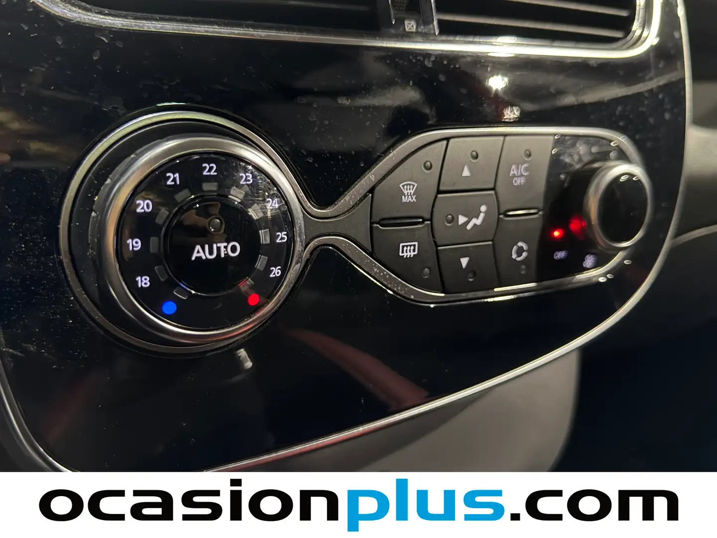 Foto Renault Clio Renault Clio Wolfnoir Energy TCe (90 CV)