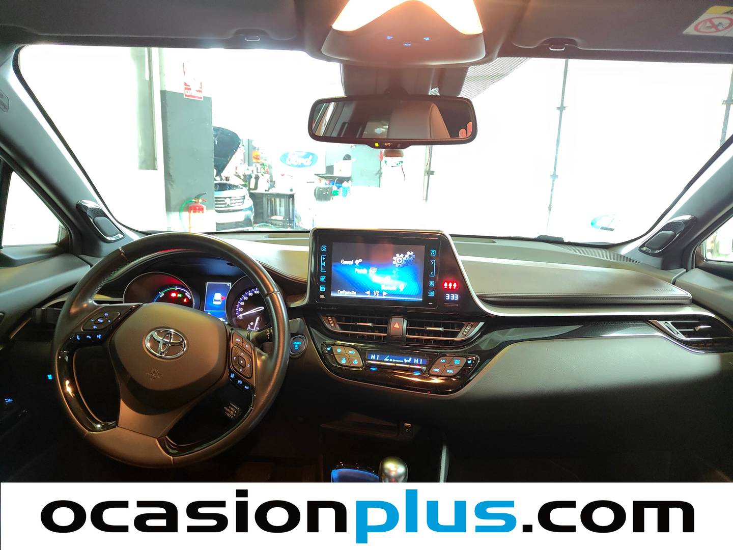 Foto Toyota C-HR Toyota C-HR 1.8 125H Style Plus (122 CV)