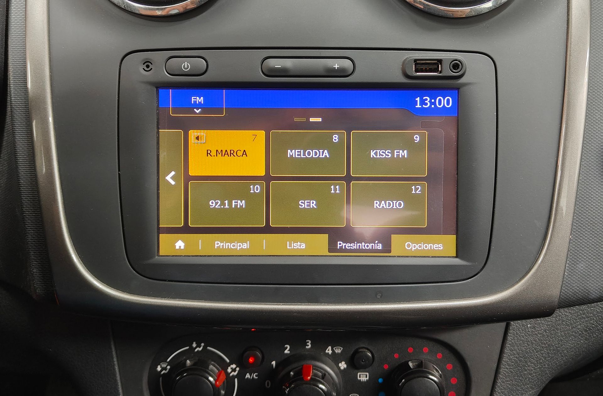 Dacia Sandero Stepway TCe - foto 26