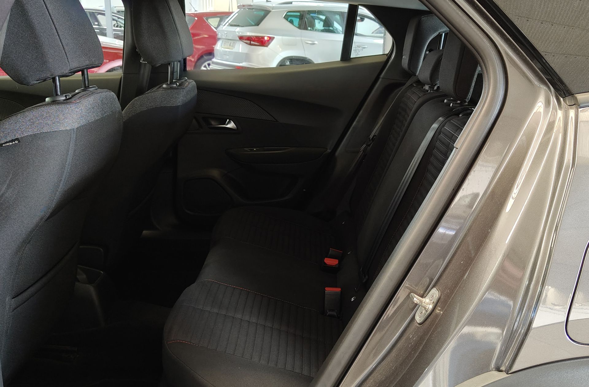 Peugeot 2008 BlueHDi 110 Active Pack - foto 12