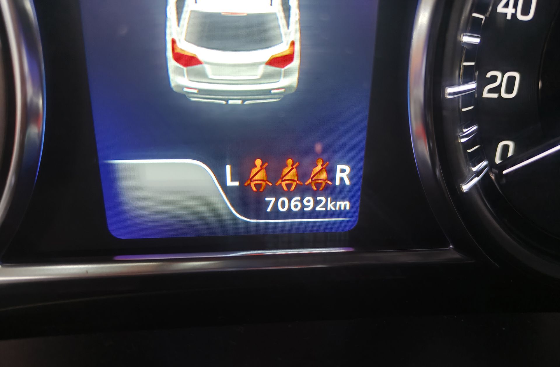 Suzuki Vitara 1.4 Turbo Mild Hybrid GLE - foto 9