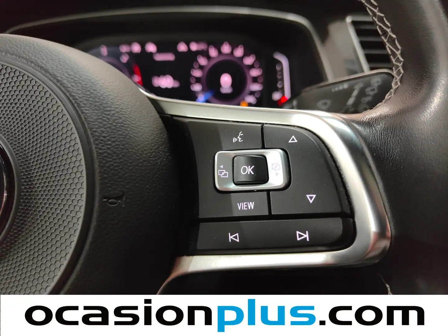 Foto Volkswagen Tiguan Volkswagen Tiguan Sport 2.0 TDI 4Motion (190 CV) DSG Pack R-Line