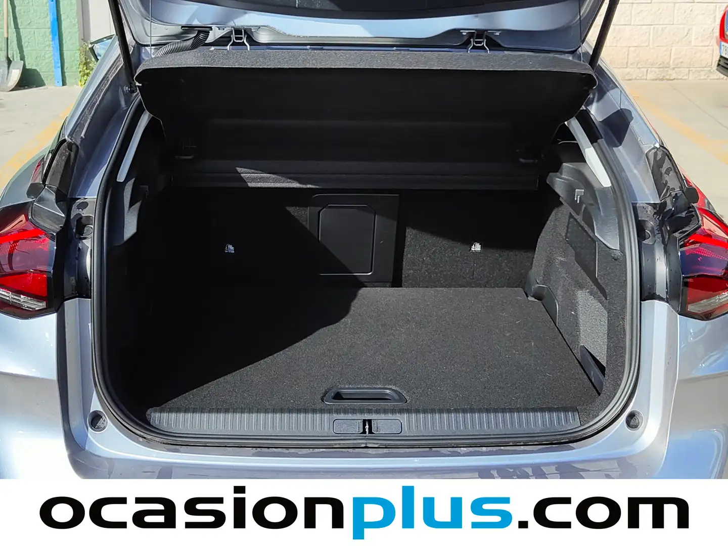 Foto Citroën ë-C4 Citroen ë-C4 eléctrico Shine (136 CV)