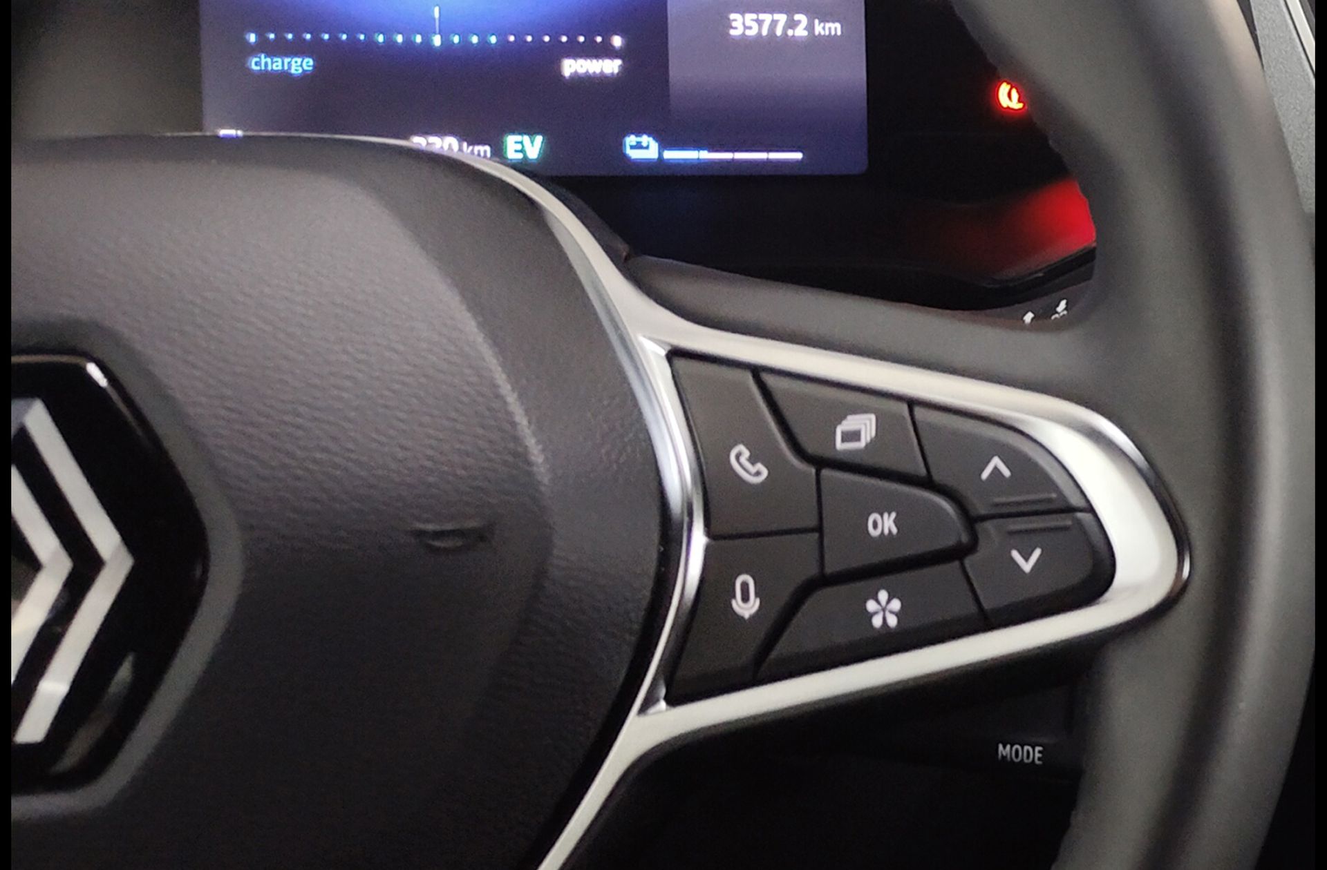 Renault Captur Techno E-Tech Híbrido - foto 25