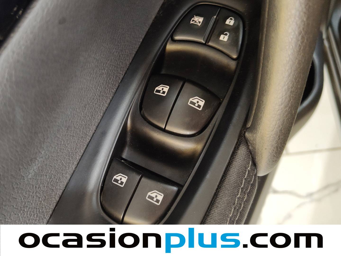 Nissan QASHQAI Nissan Qashqai DIG-T 160 N-Connecta 4x2 DCT (160 CV) de segunda mano