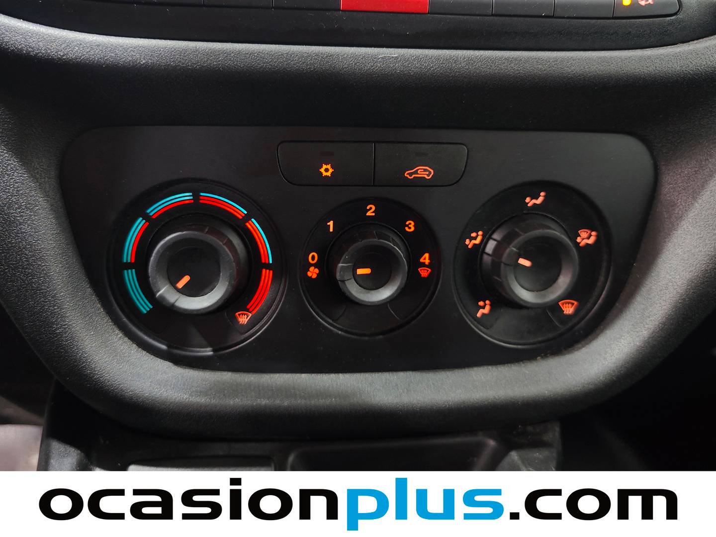 Foto Fiat Doblò Cargo Fiat Dobló Cargo 1.3 Multijet Base Plus (95 CV)