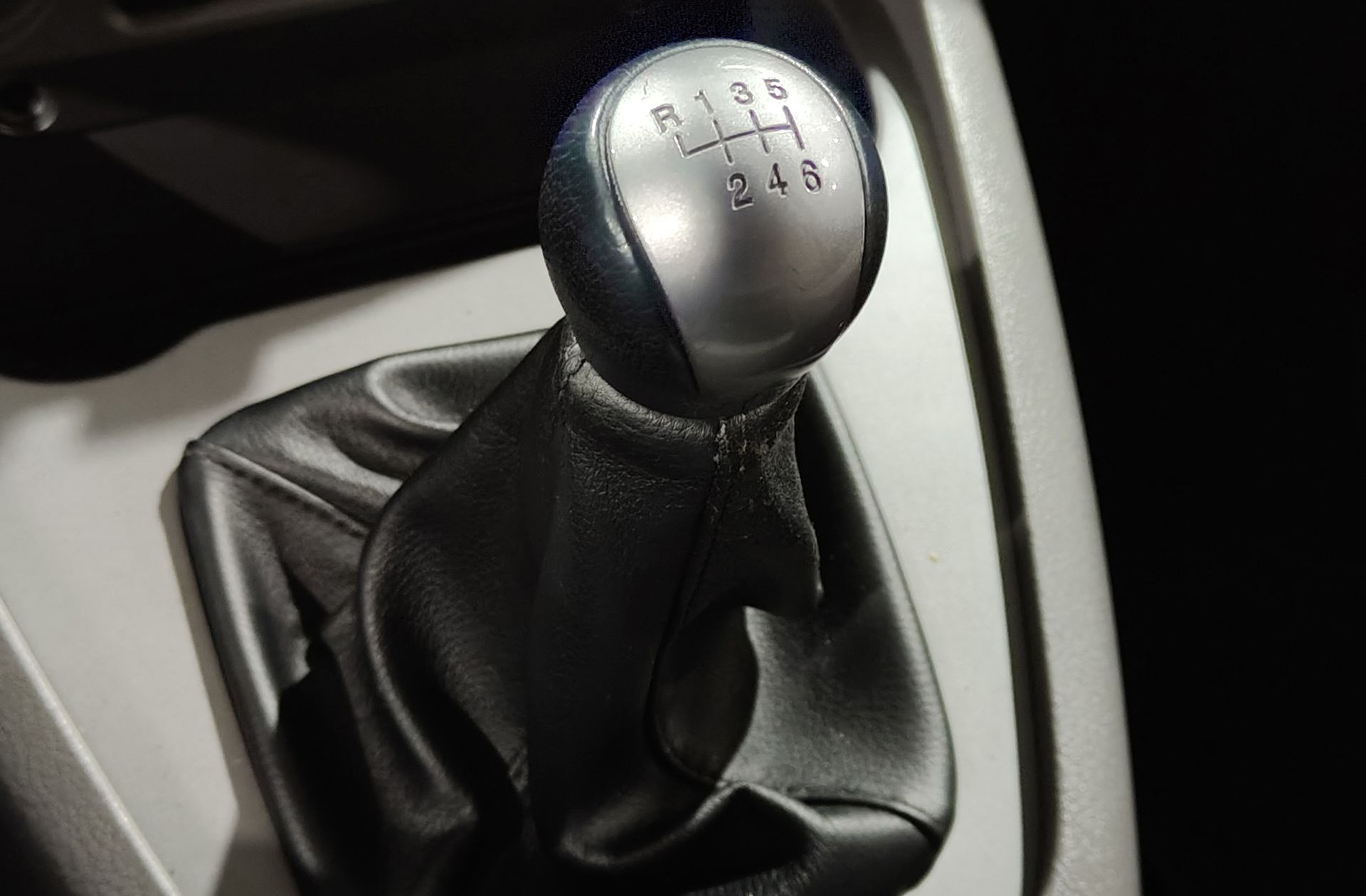 SsangYong Rodius D22T Line - foto 5