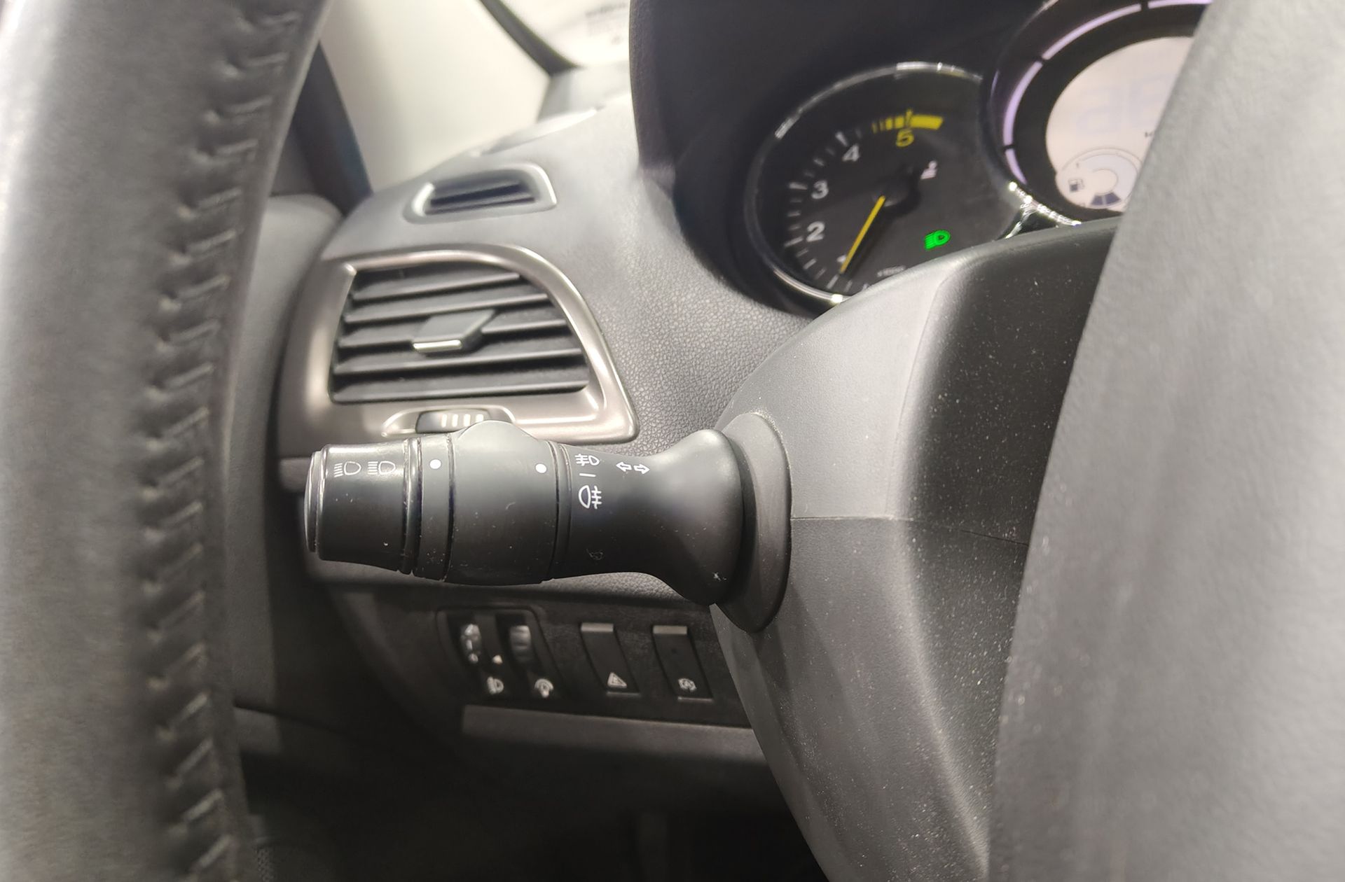 Renault Mégane Expression dCi - foto 19