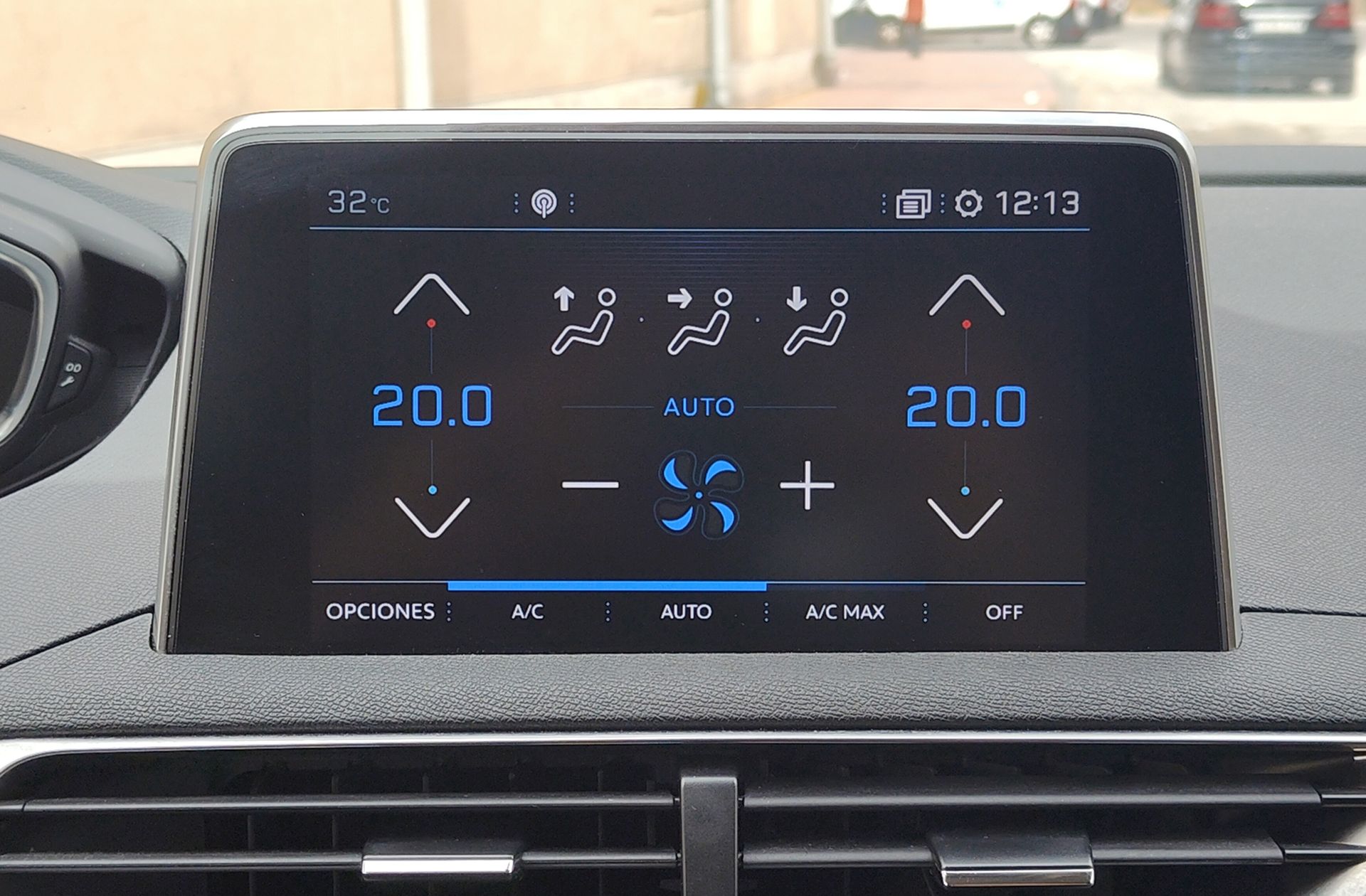 Peugeot 5008 BlueHDi 130 Allure EAT8 7 plazas - foto 37