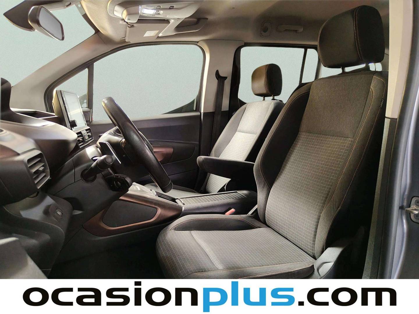 Foto asientos delanteros Peugeot Rifter Peugeot Rifter BlueHDi 130 GT Line Standard EAT8 (130 CV)