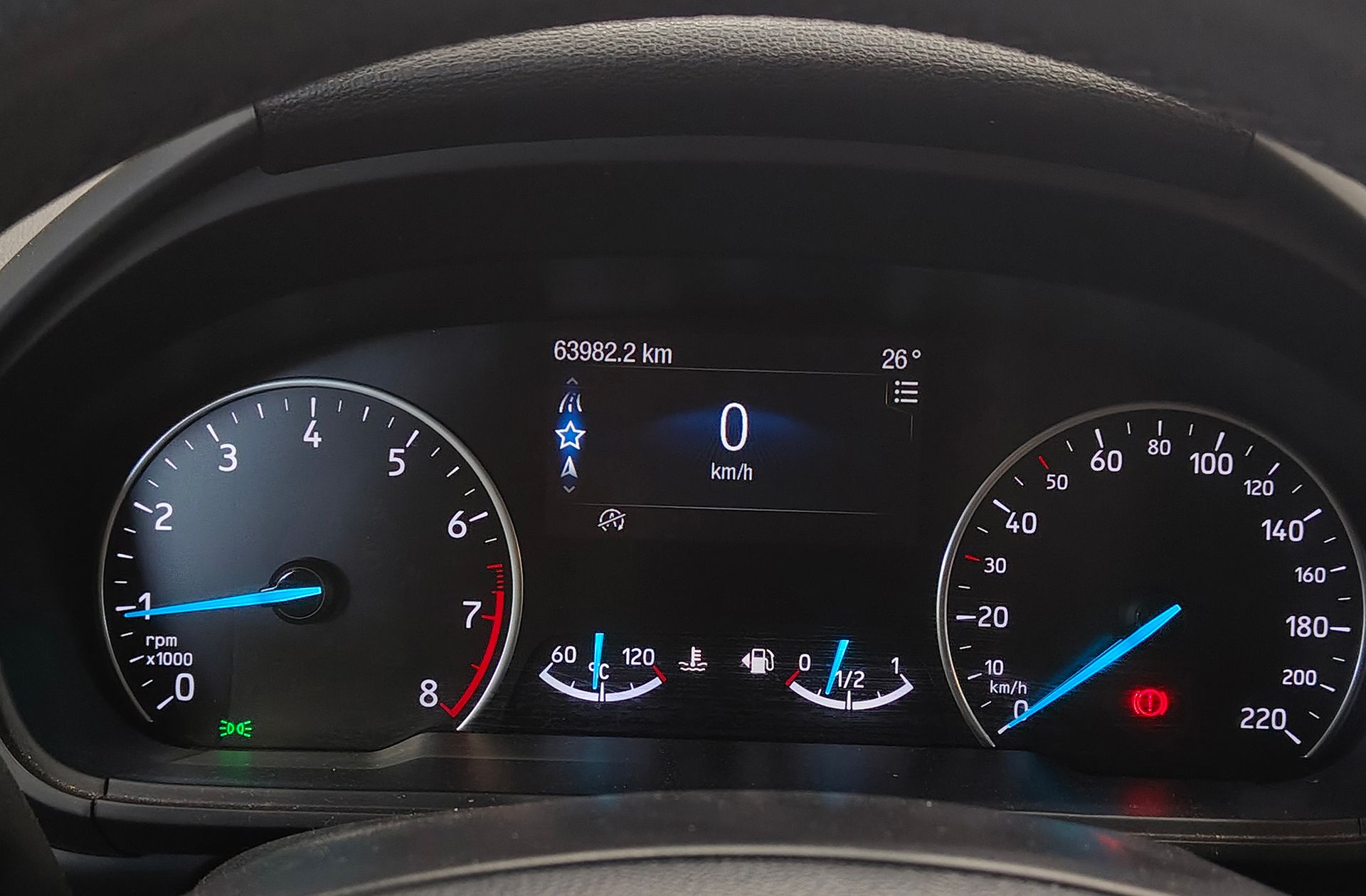 Ford EcoSport 1.0T EcoBoost Titanium - foto 24