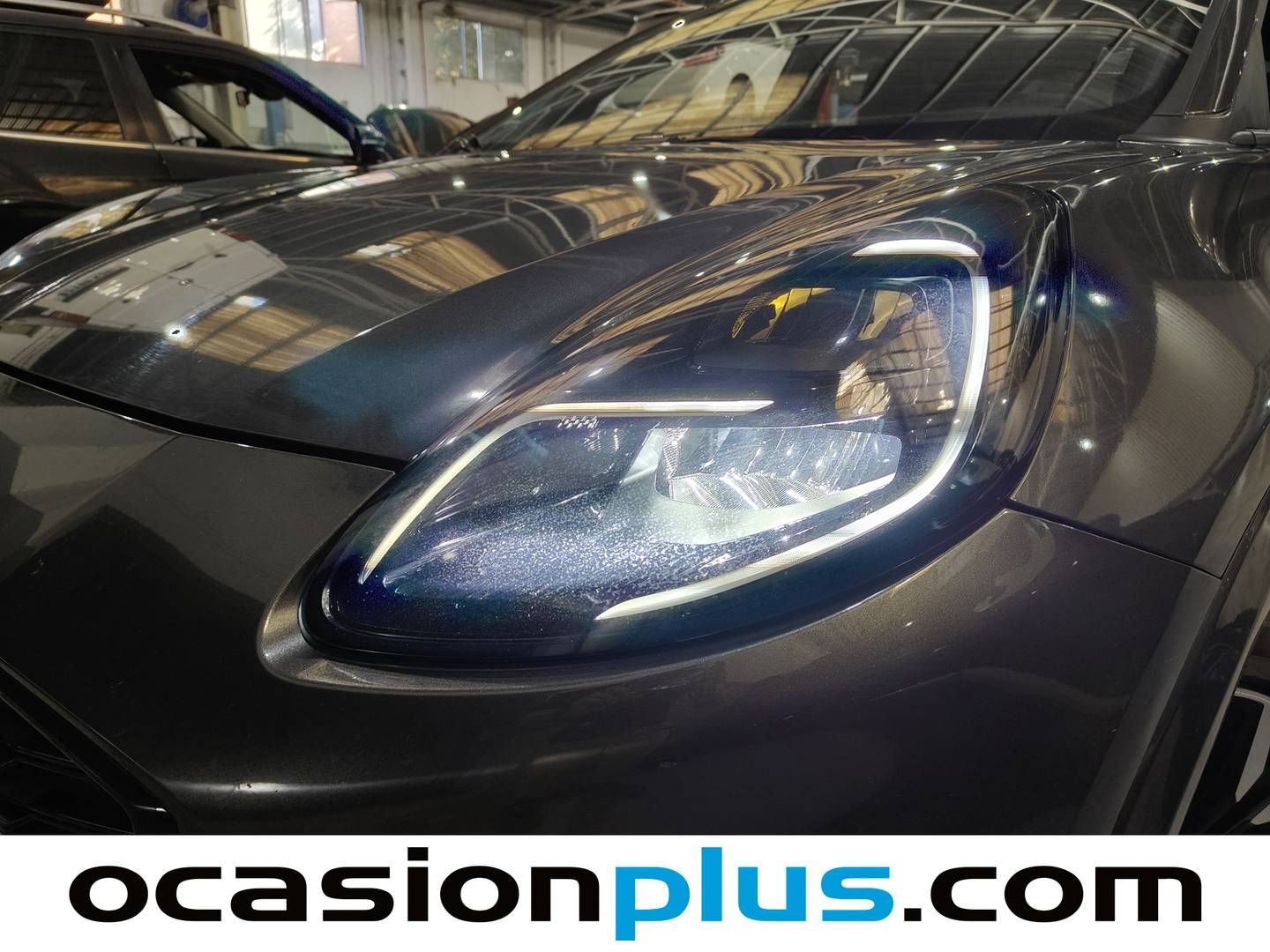 Foto Ford Puma Ford Puma 1.0 EcoBoost MHEV ST-Line X Auto  (155 CV)