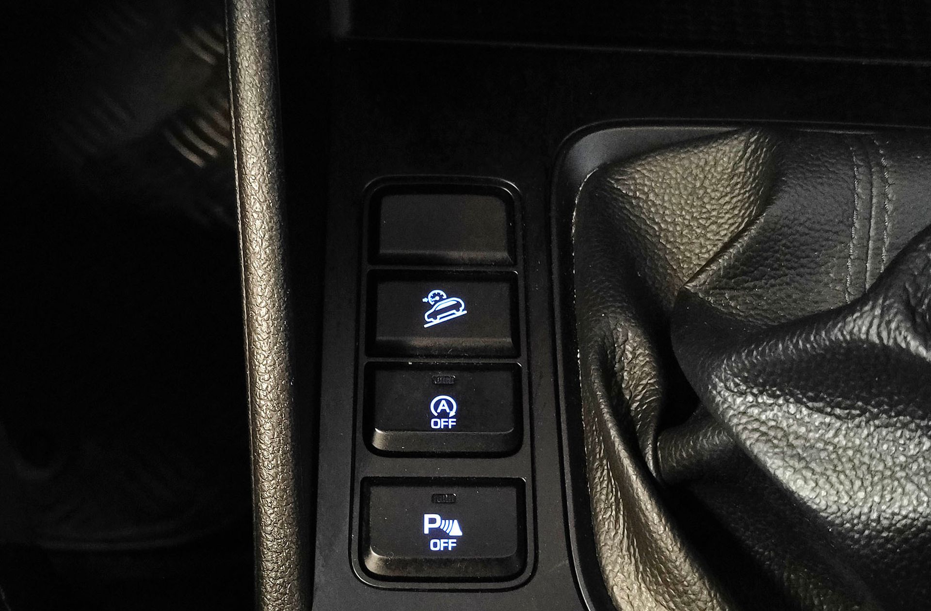 Hyundai Tucson 1.6 GDI BlueDrive Essence 4x2 - foto 9