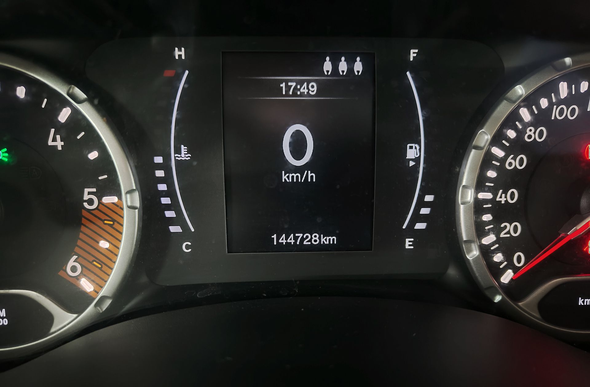 Jeep Renegade 1.6 MultiJet Longitude 4x2 E6 - foto 12