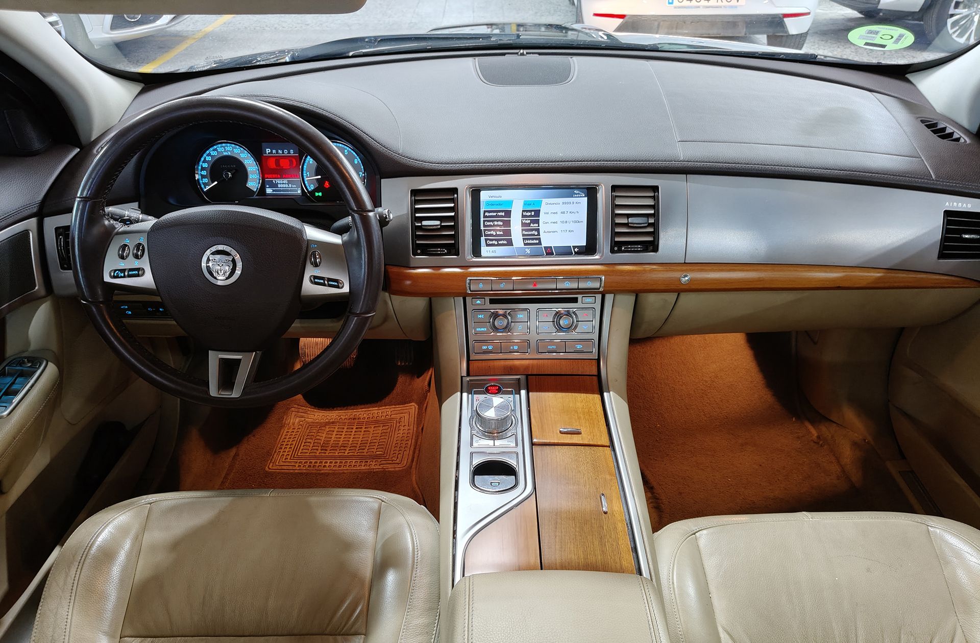 Jaguar XF 3.0 V6 Luxury - foto 6