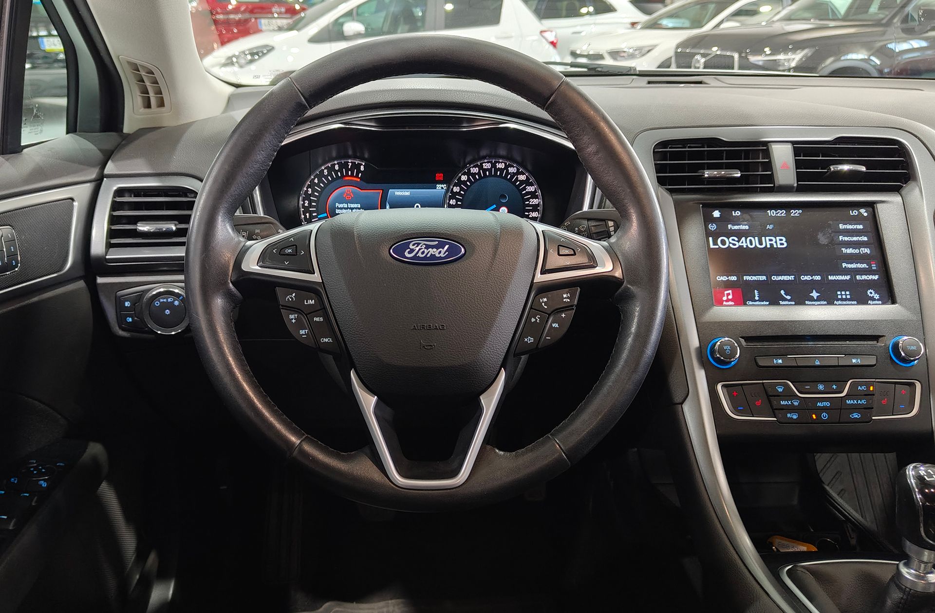Ford Mondeo 1.5 EcoBoost Titanium - foto 17