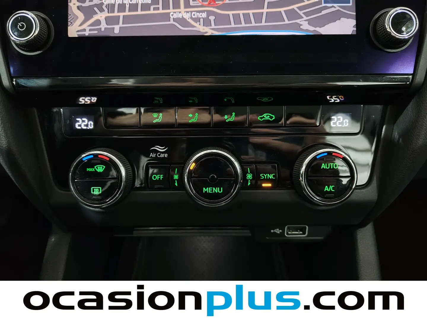 Foto Skoda Octavia Skoda Octavia Combi 1.6 TDI CR Ambition (115 CV)