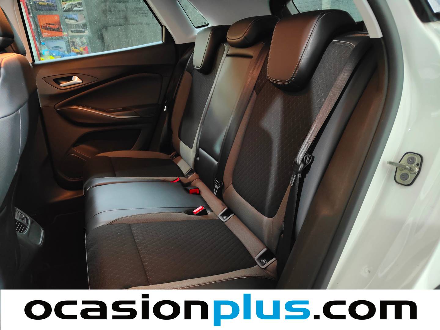 Foto asientos traseros Opel Grandland X Opel Grandland X 1.2 Turbo Excellence (130 CV)