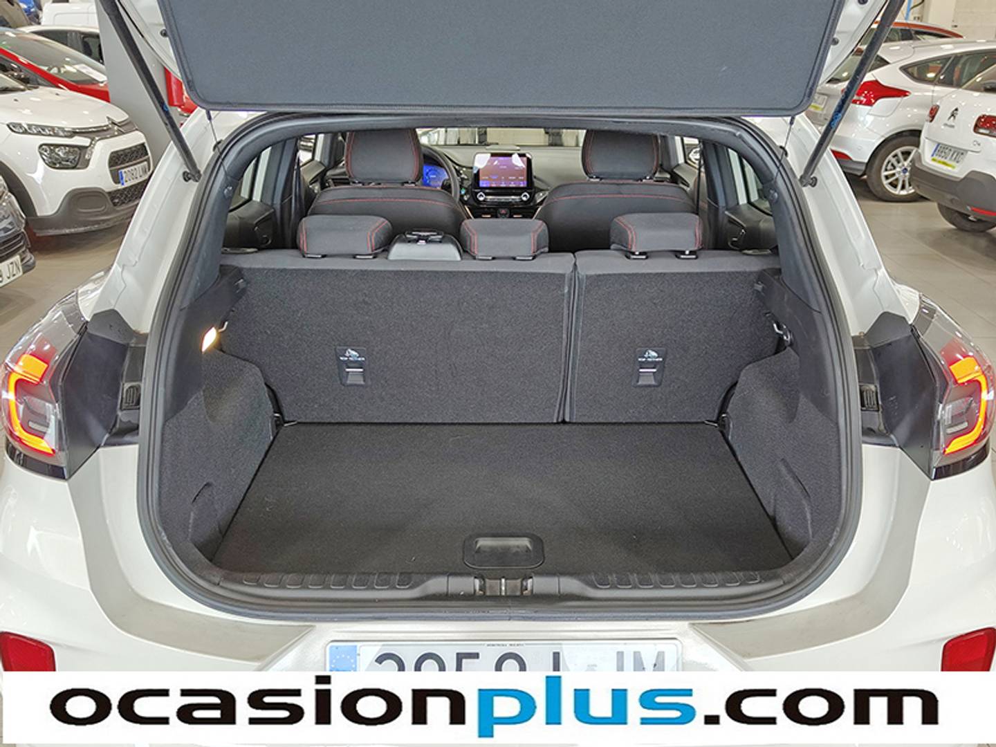 Foto Ford Puma Ford Puma 1.5 Ecoblue ST-Line (120 CV)