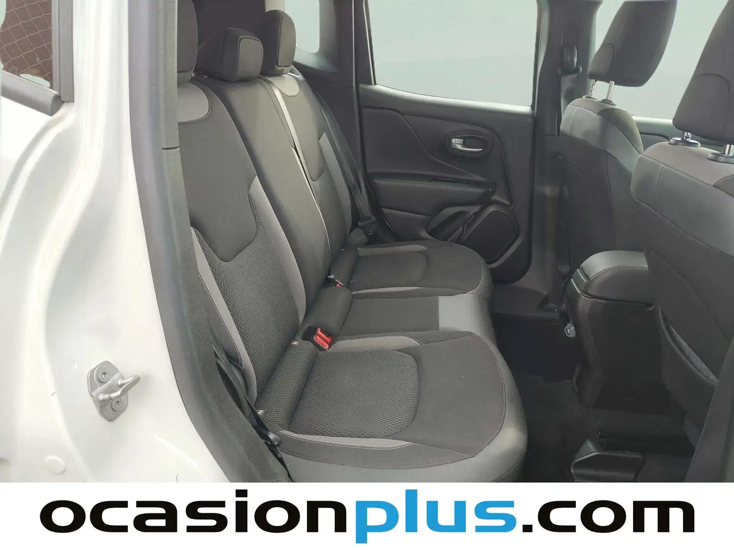 Foto Jeep Renegade Jeep Renegade eHybrid 1.5 Limited ATX  (130 CV)