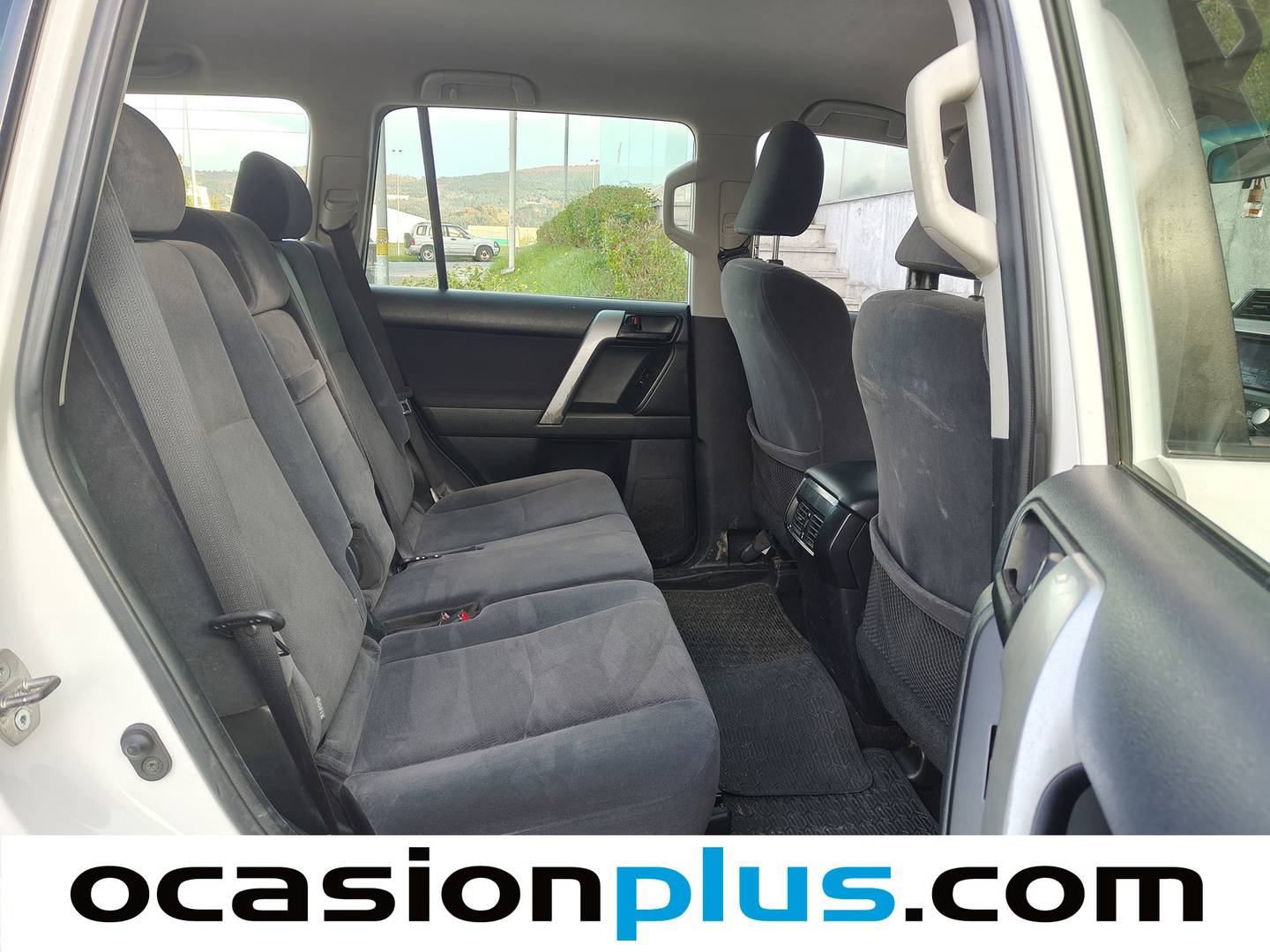 Foto Toyota Land Cruiser Toyota Land Cruiser Cruiser 2.8 D-4D GX (177 CV) 7 Plazas